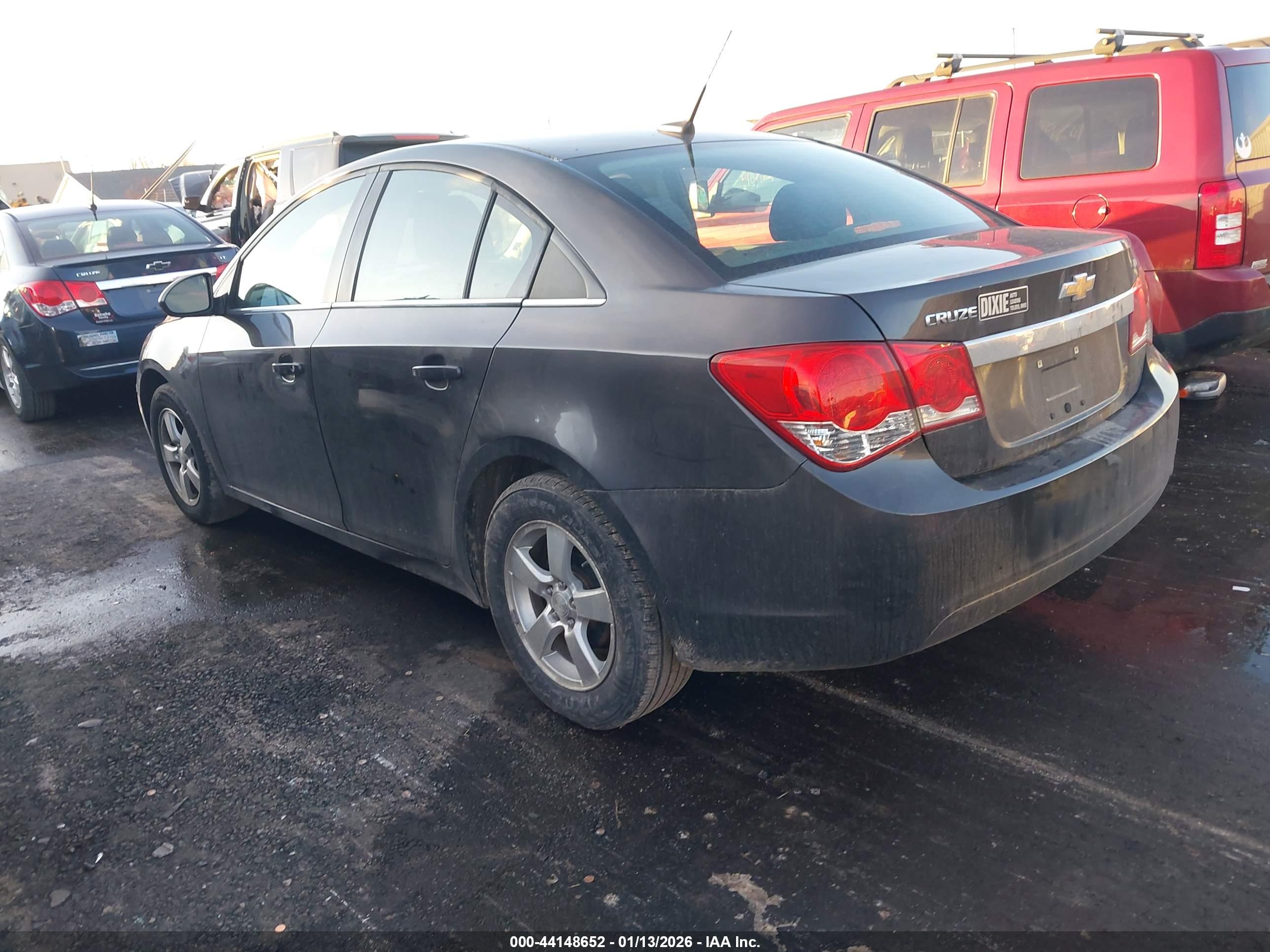 CHEVROLET CRUZE image 3