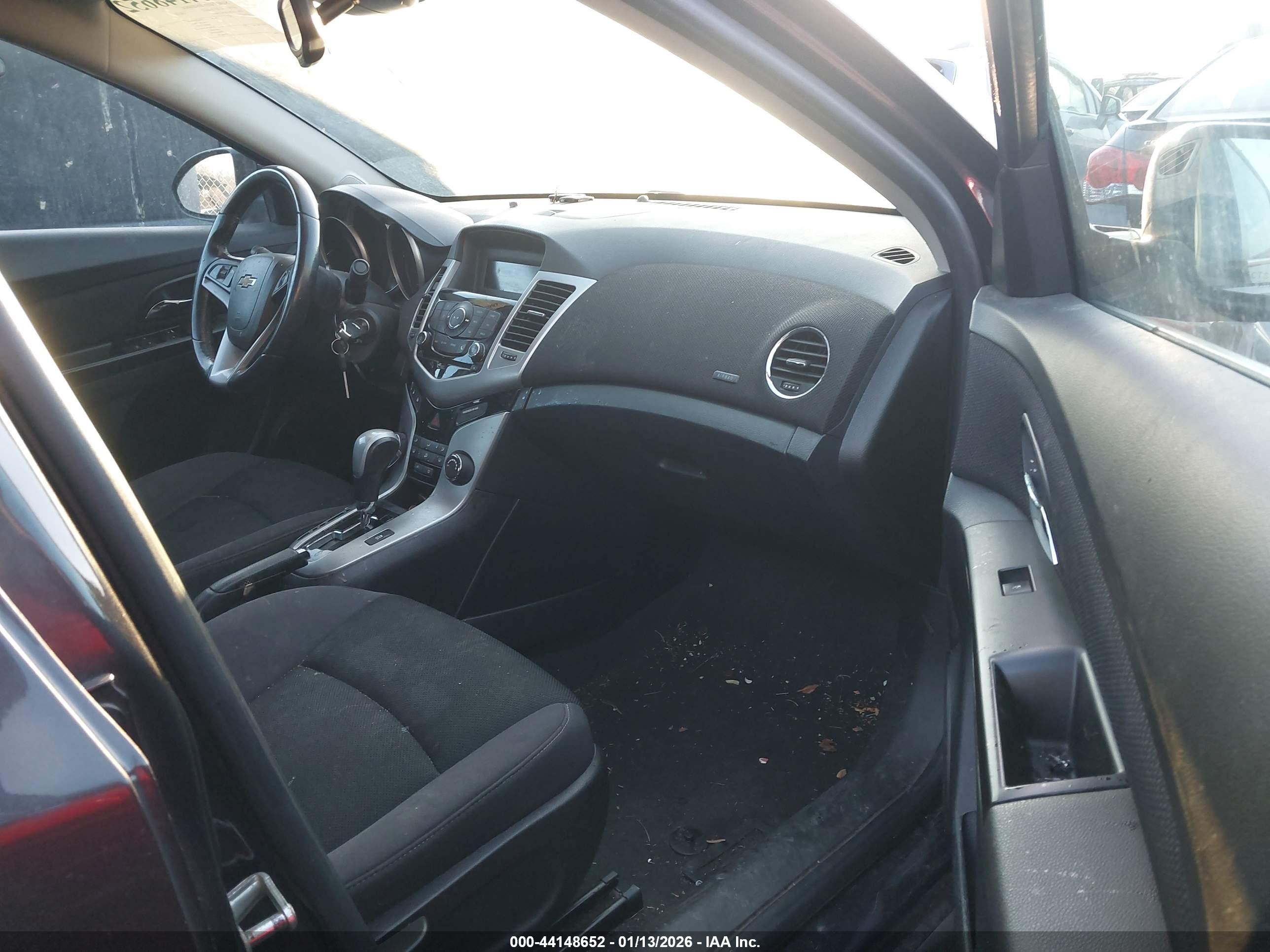 CHEVROLET CRUZE image 5