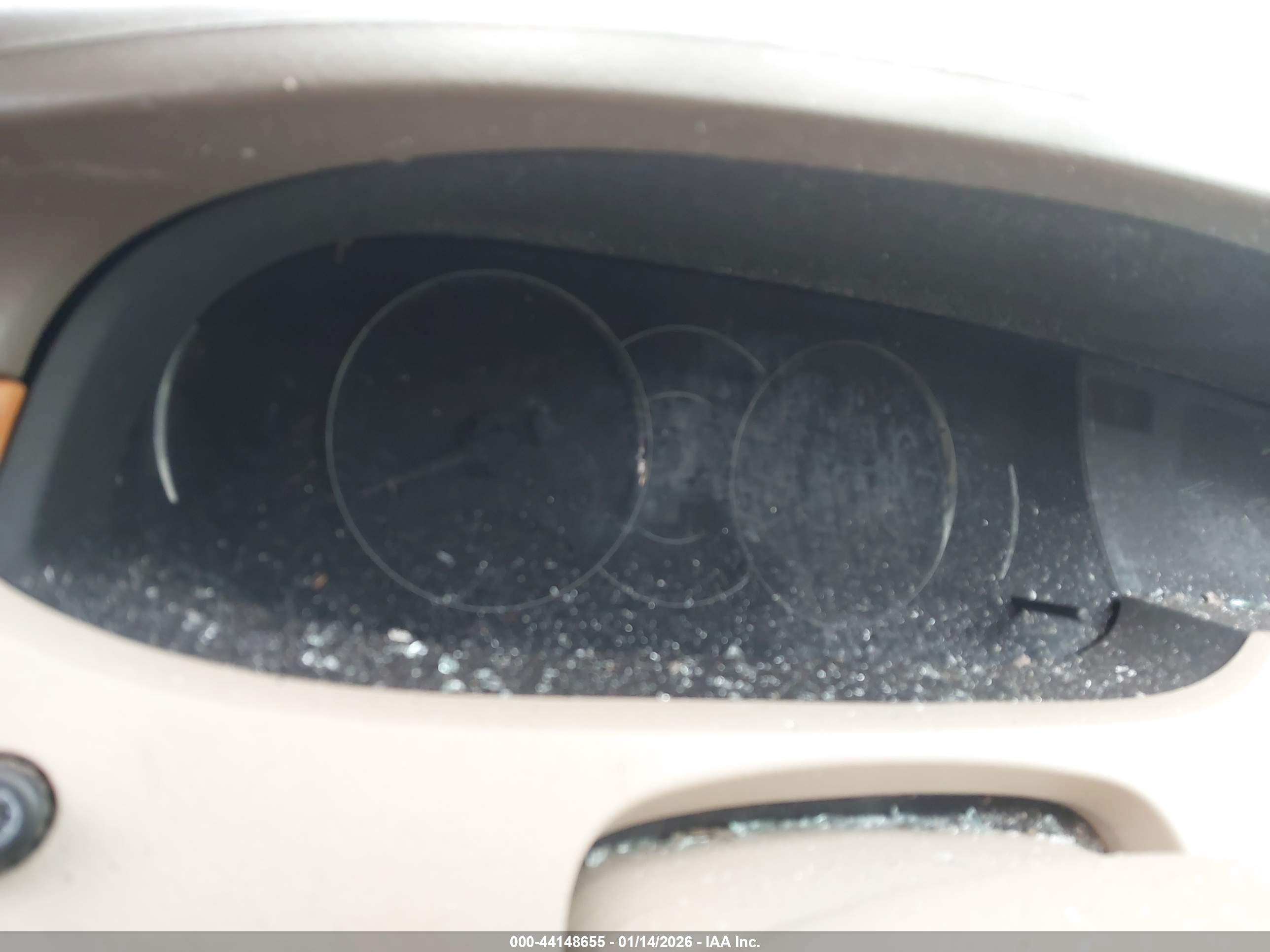 TOYOTA AVALON image 7