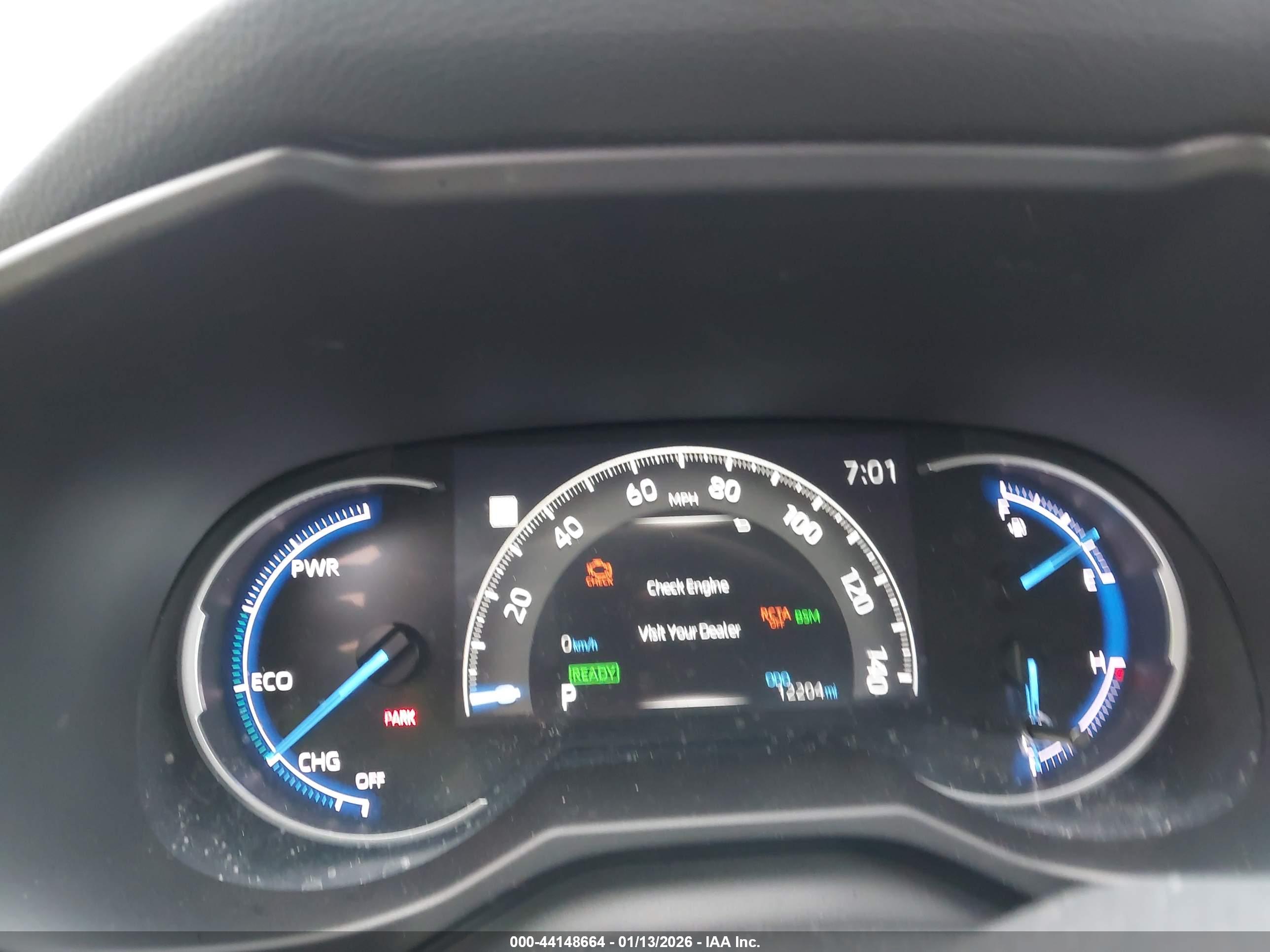 TOYOTA RAV4 image 7