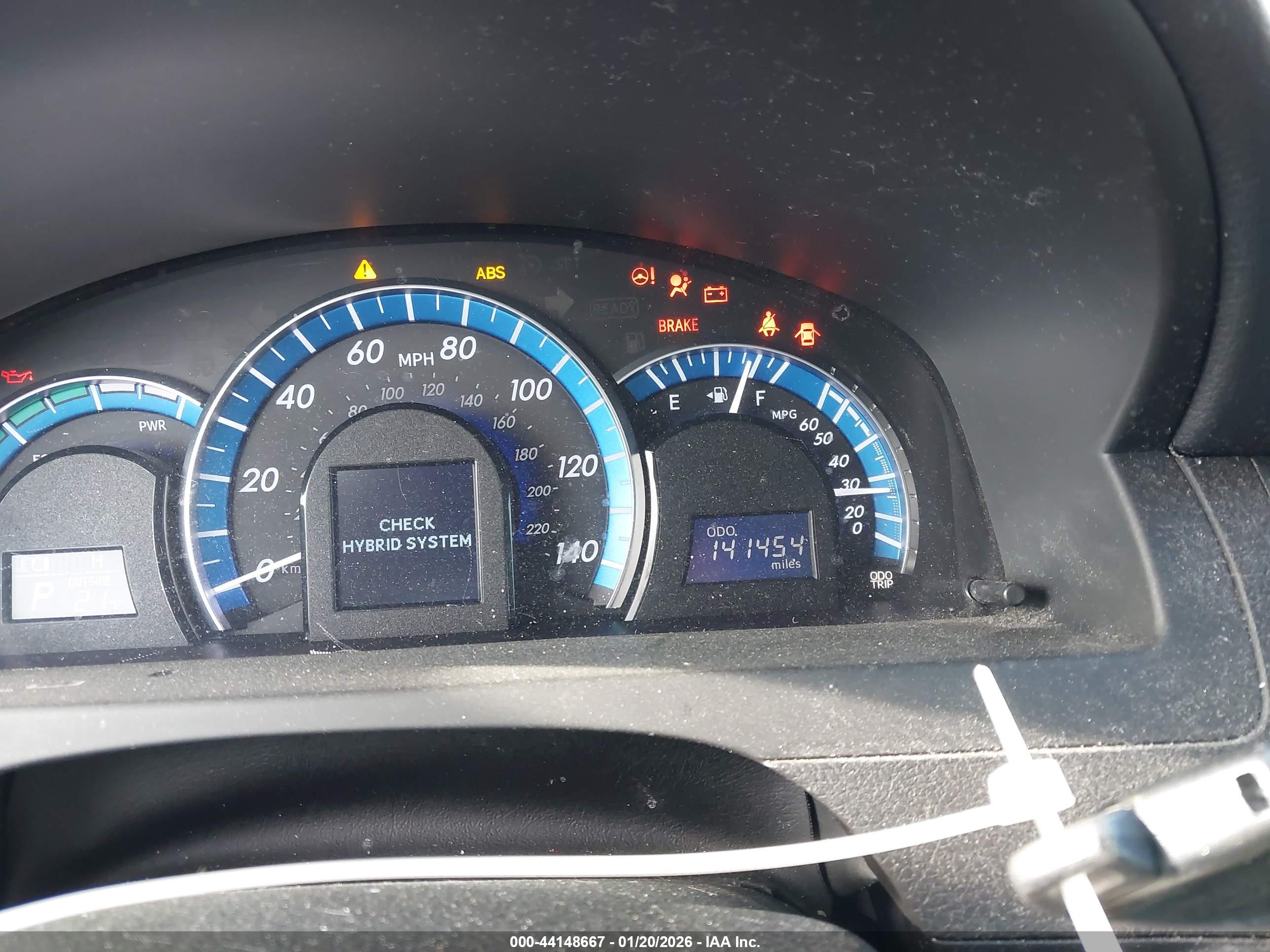TOYOTA CAMRY image 7