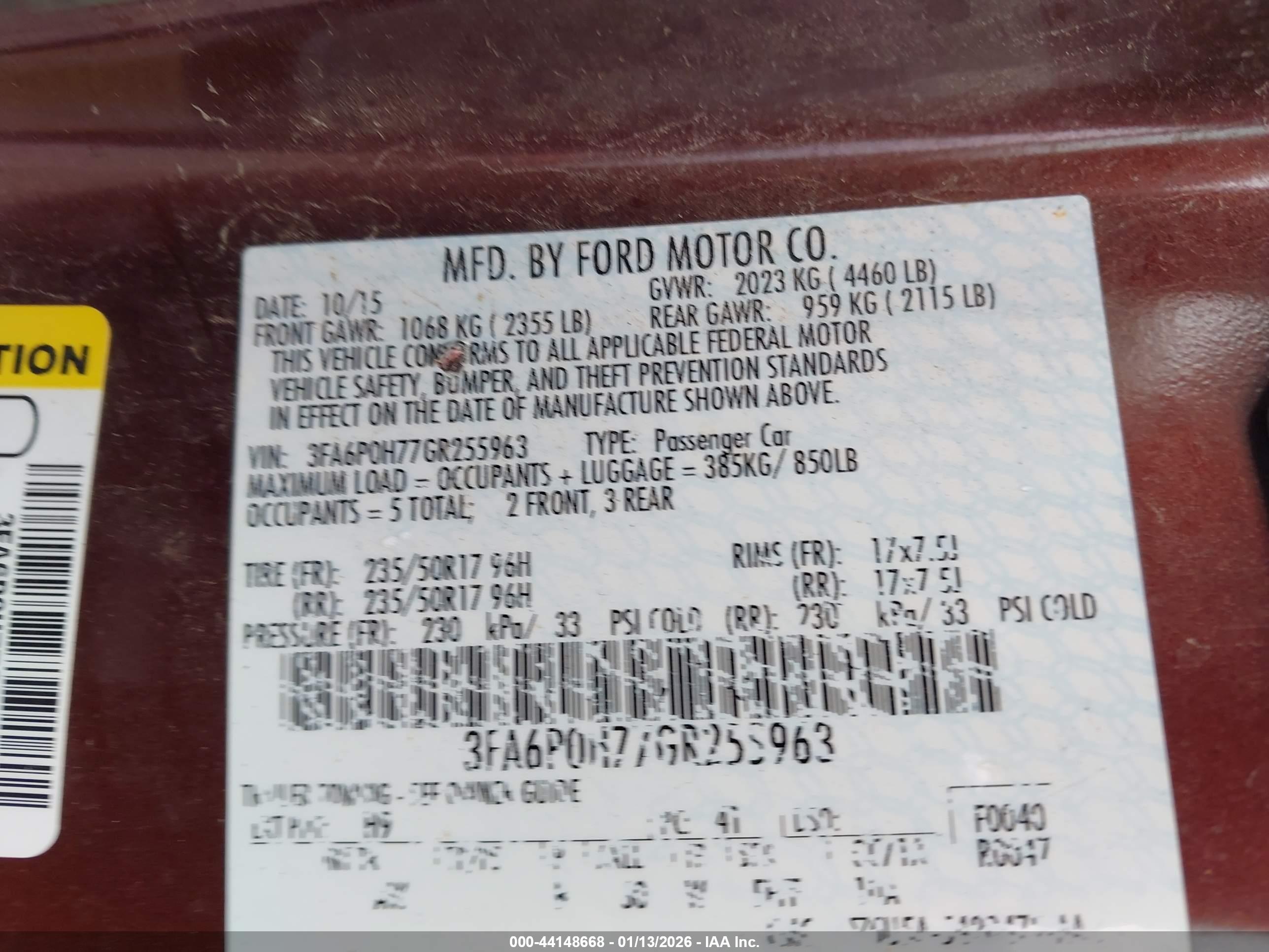 FORD FUSION image 9