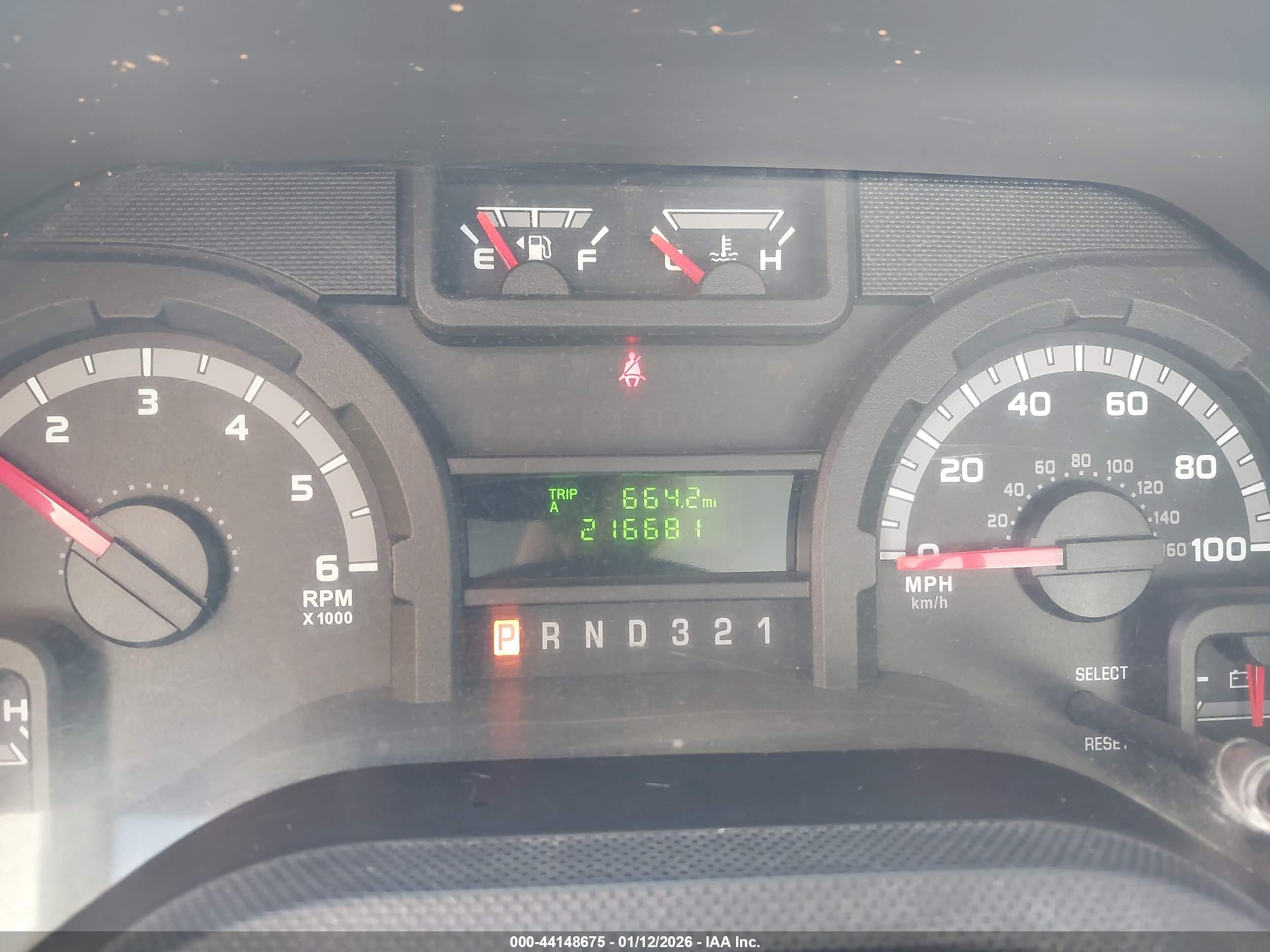 FORD E-350 image 6