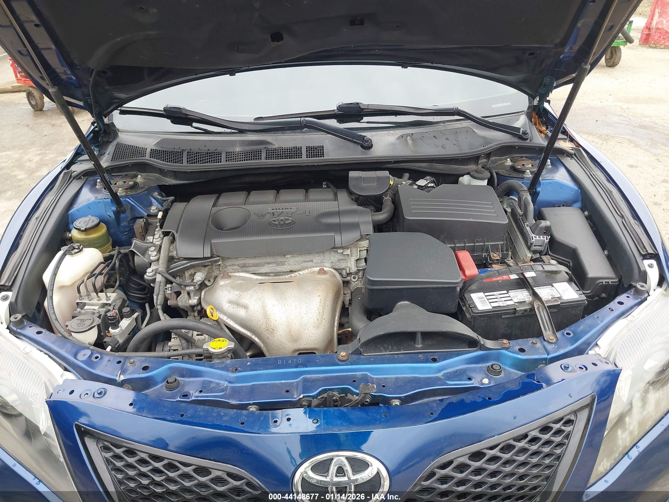 TOYOTA CAMRY image 10