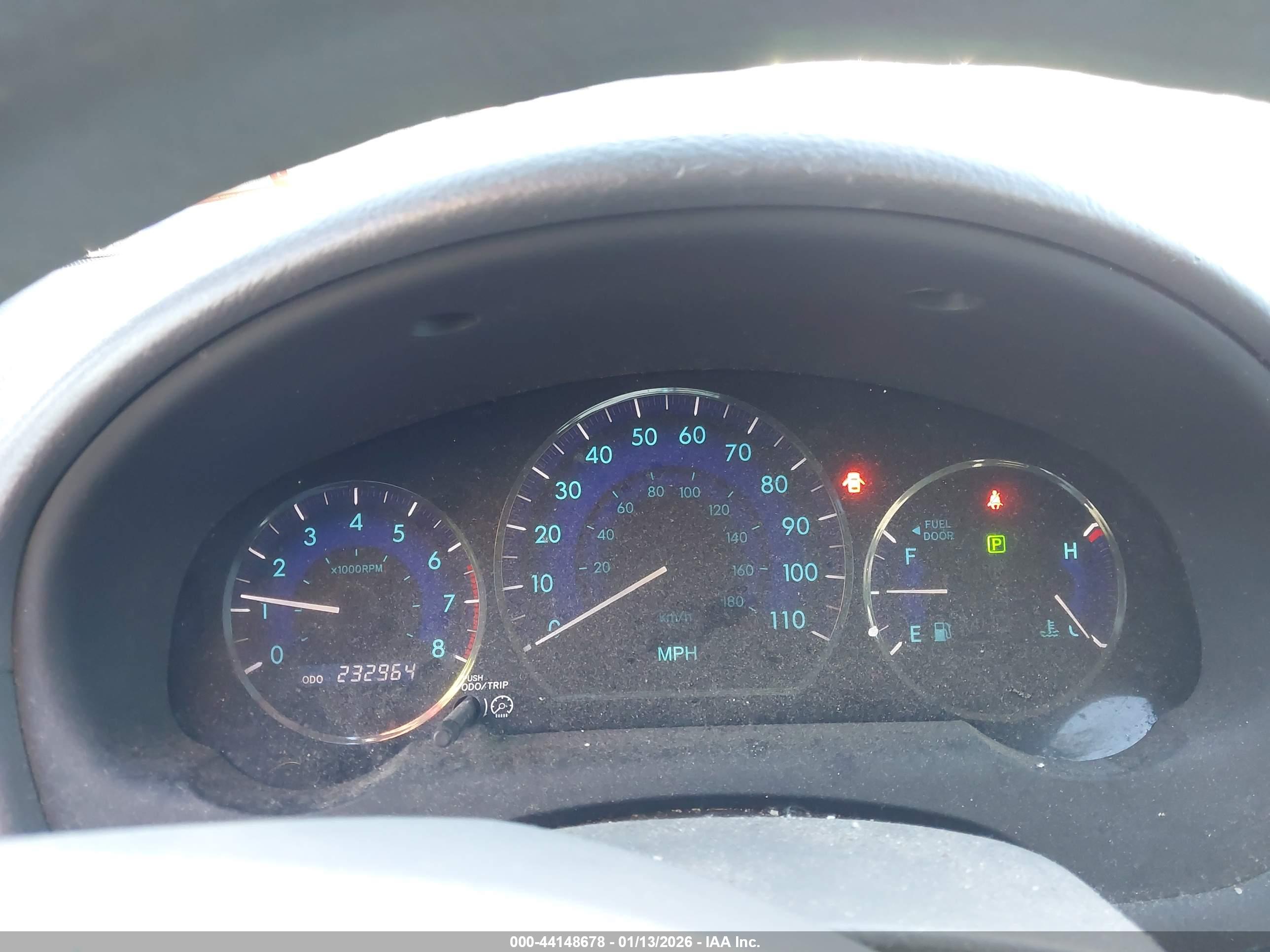 TOYOTA SIENNA image 7