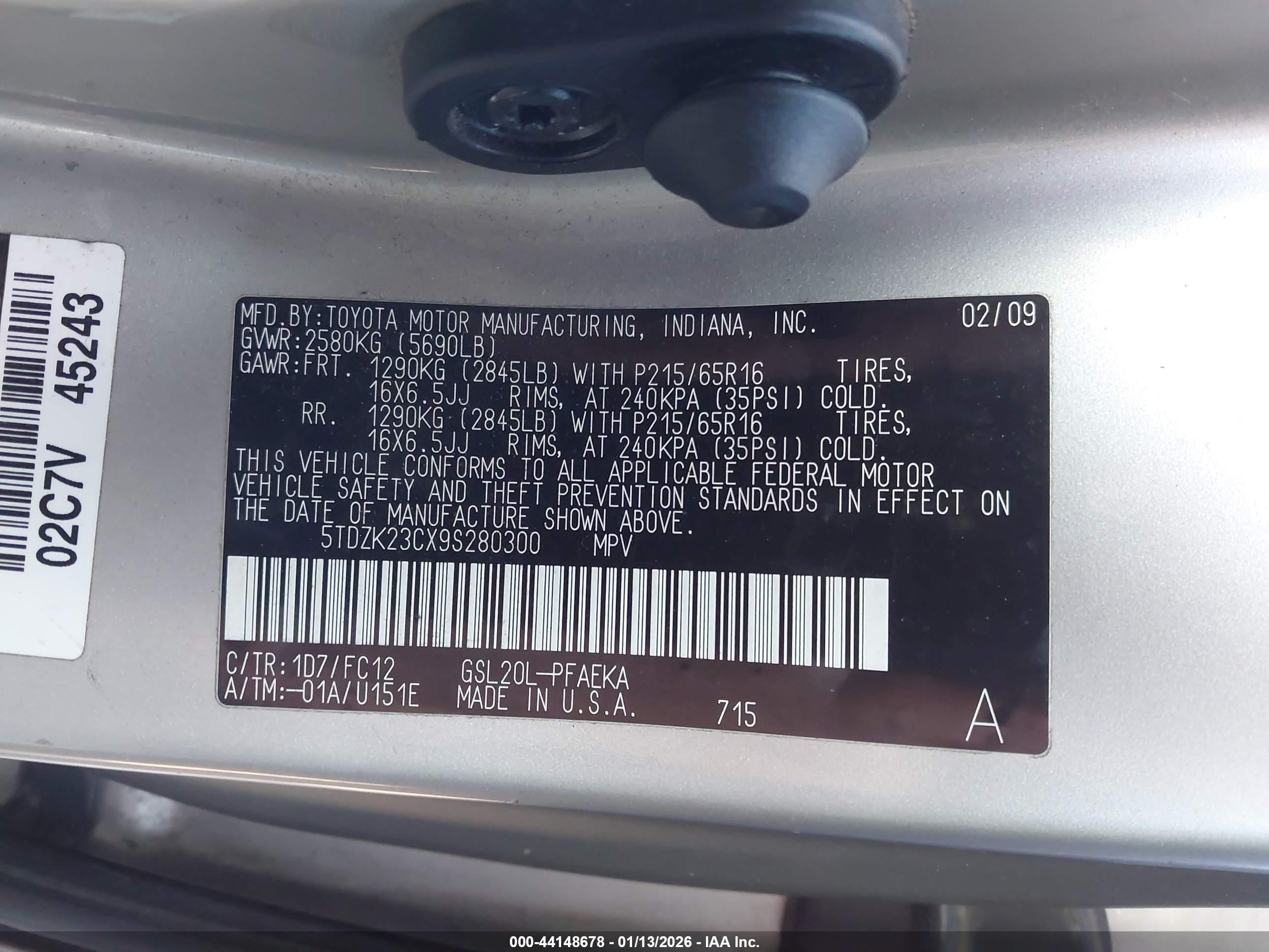 TOYOTA SIENNA image 9