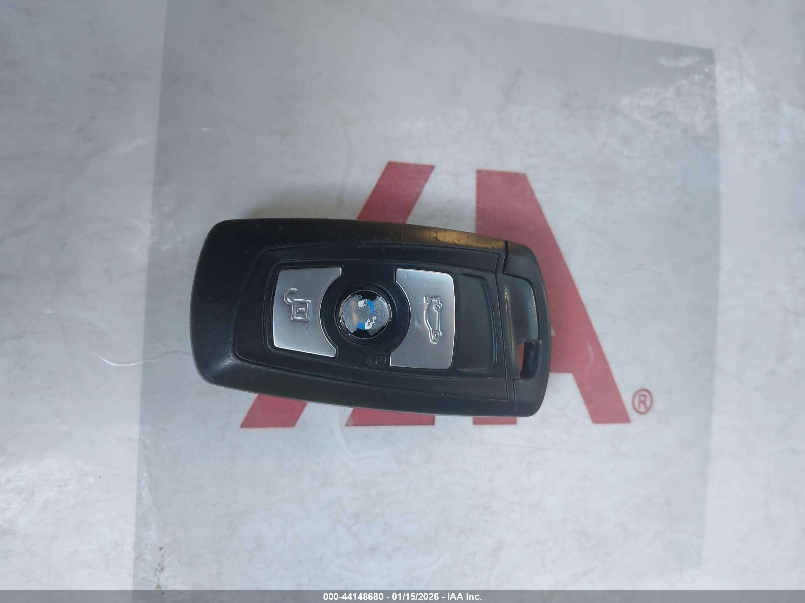 BMW 328I image 11