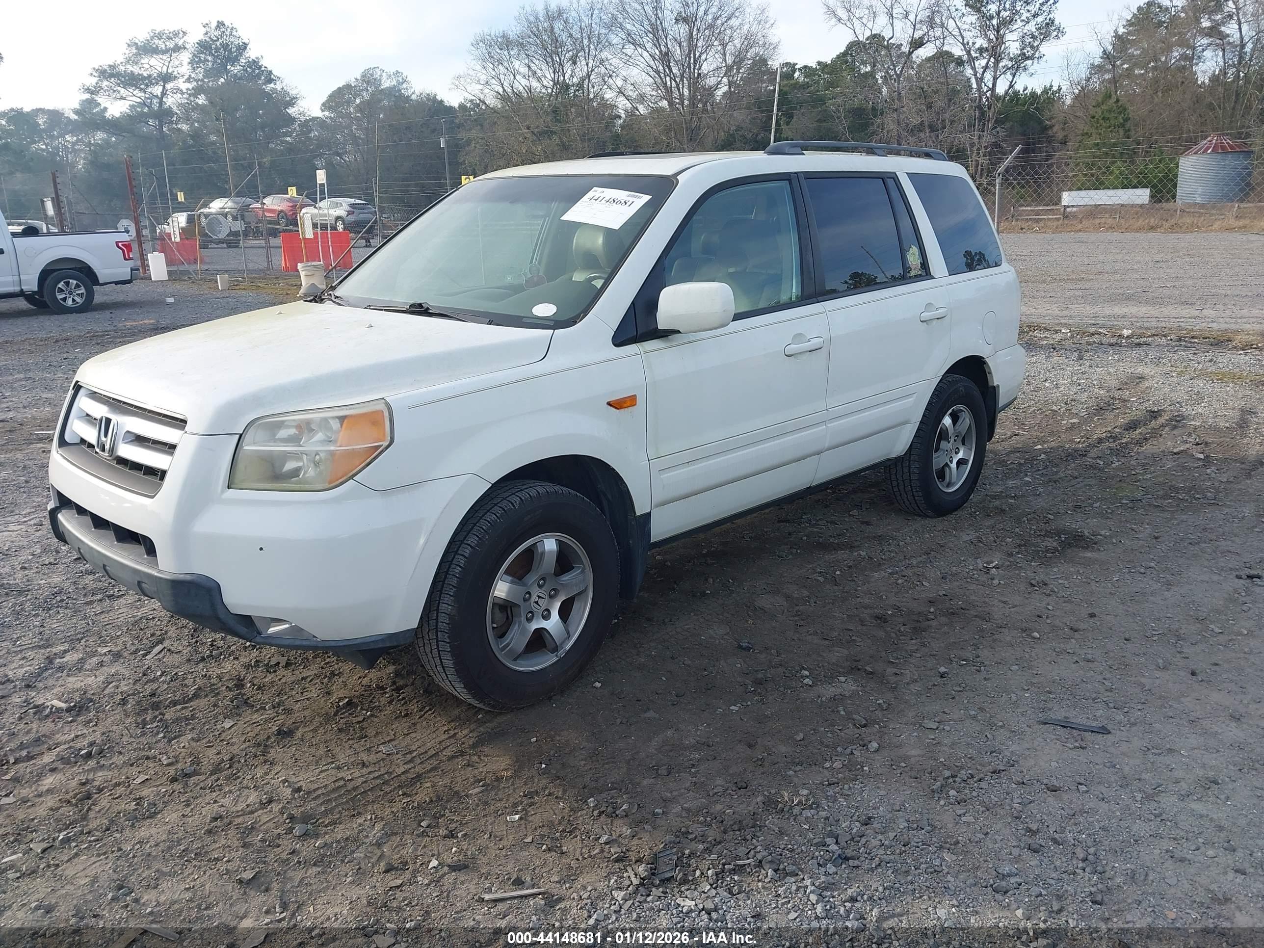HONDA PILOT image 2