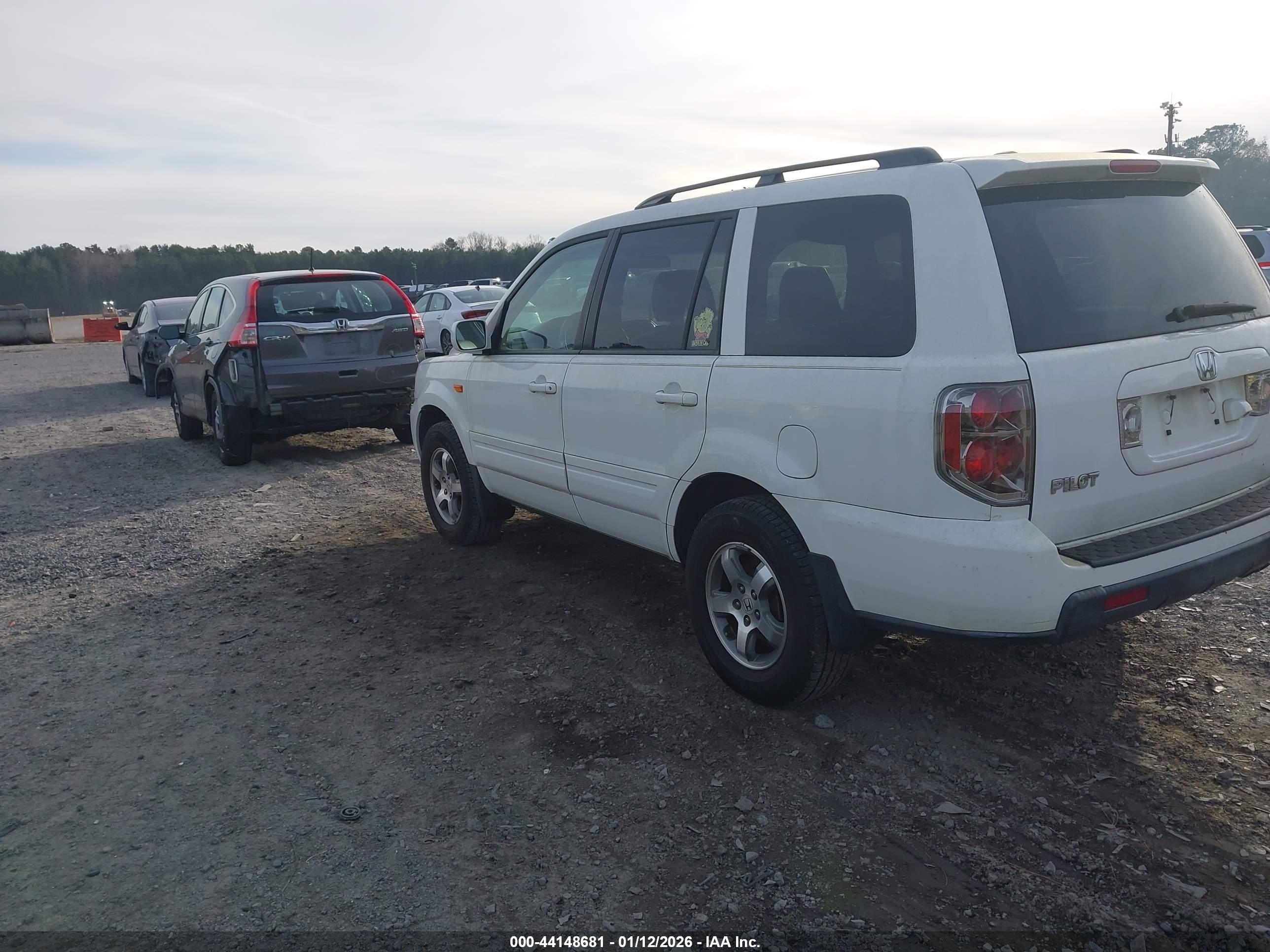 HONDA PILOT image 3
