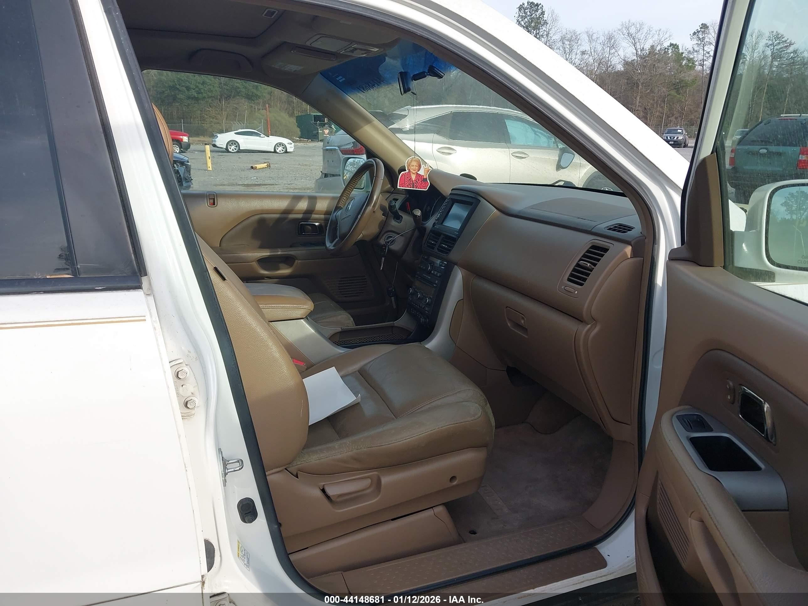 HONDA PILOT image 5