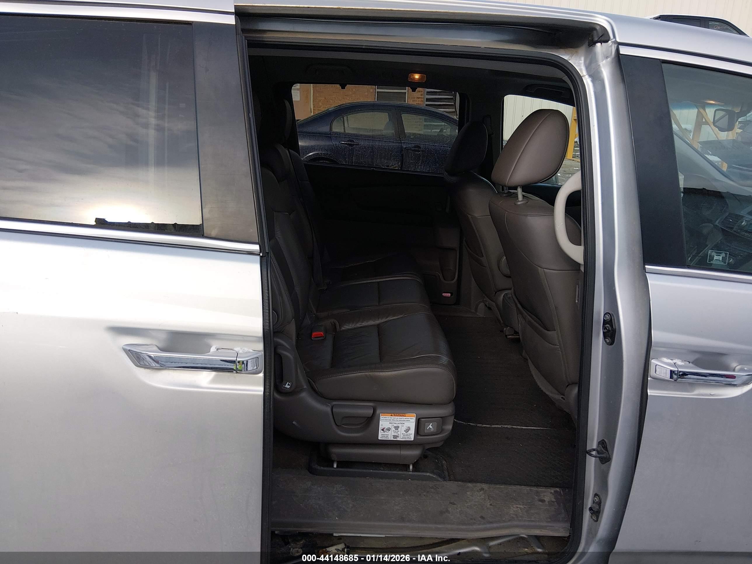 HONDA ODYSSEY image 8