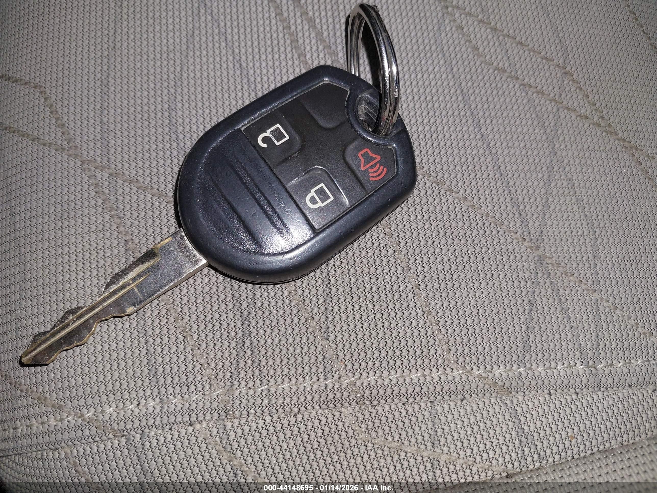 FORD EXPLORER image 11