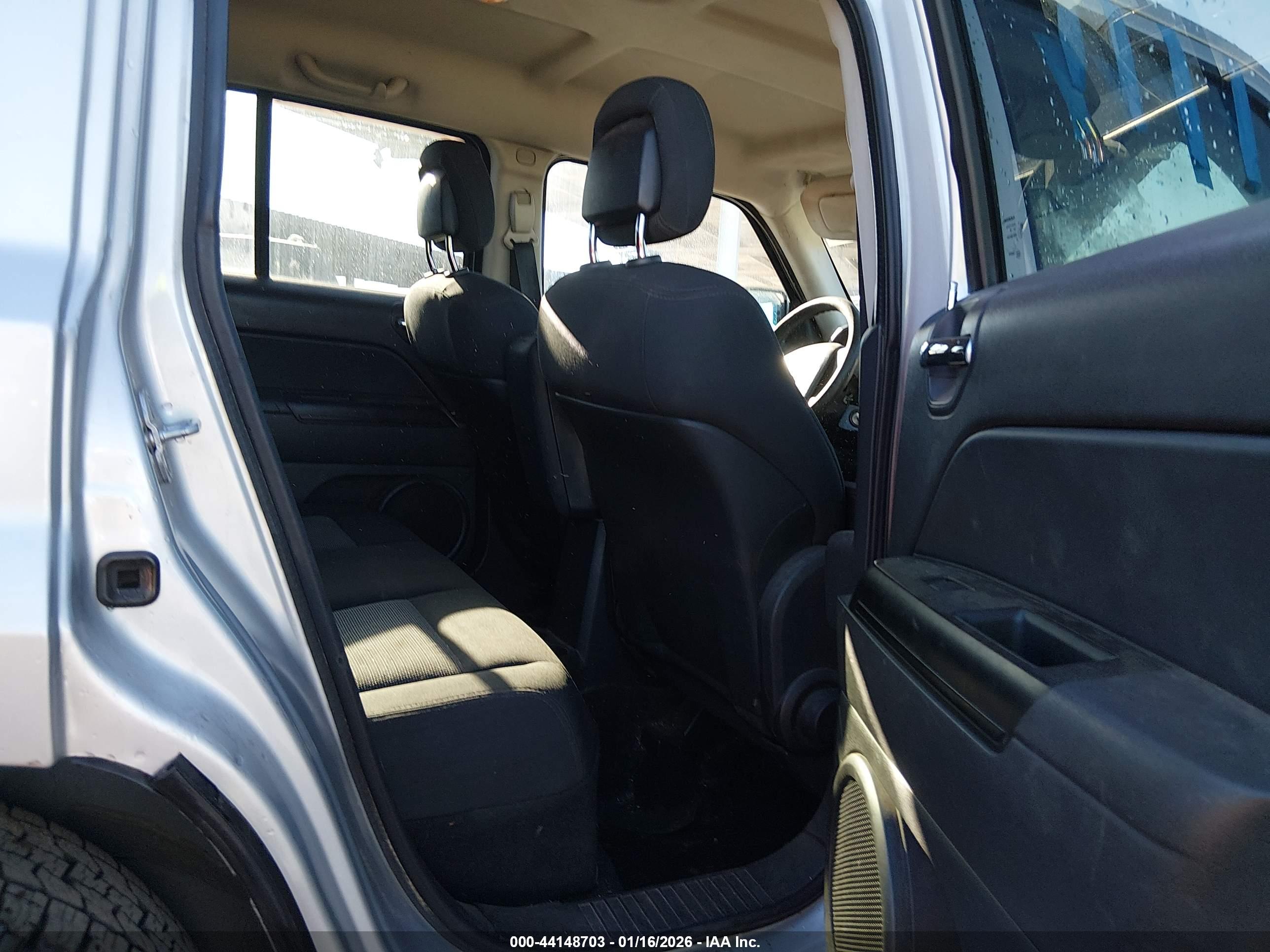 JEEP PATRIOT image 8
