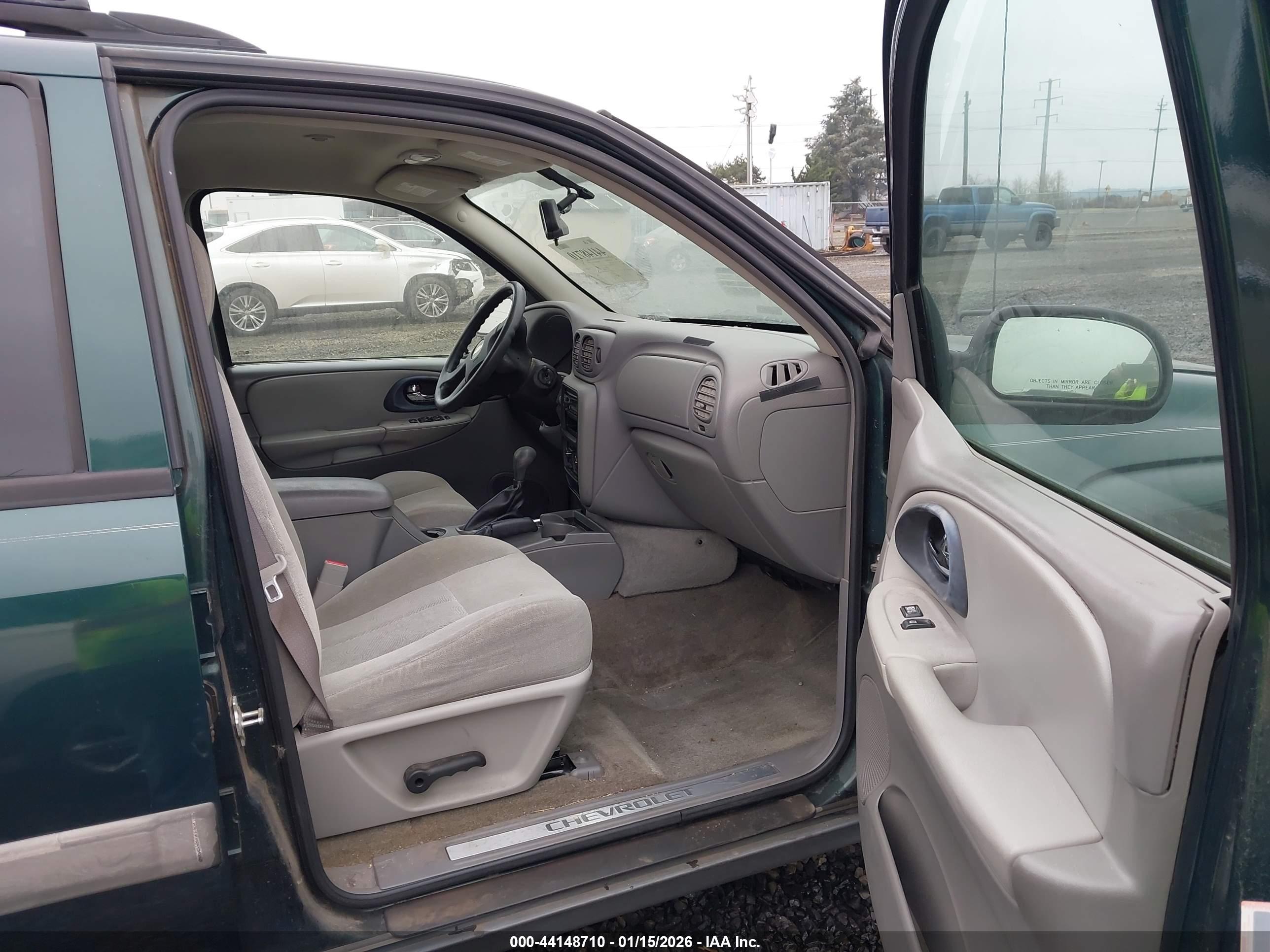 CHEVROLET TRAILBLAZER image 5