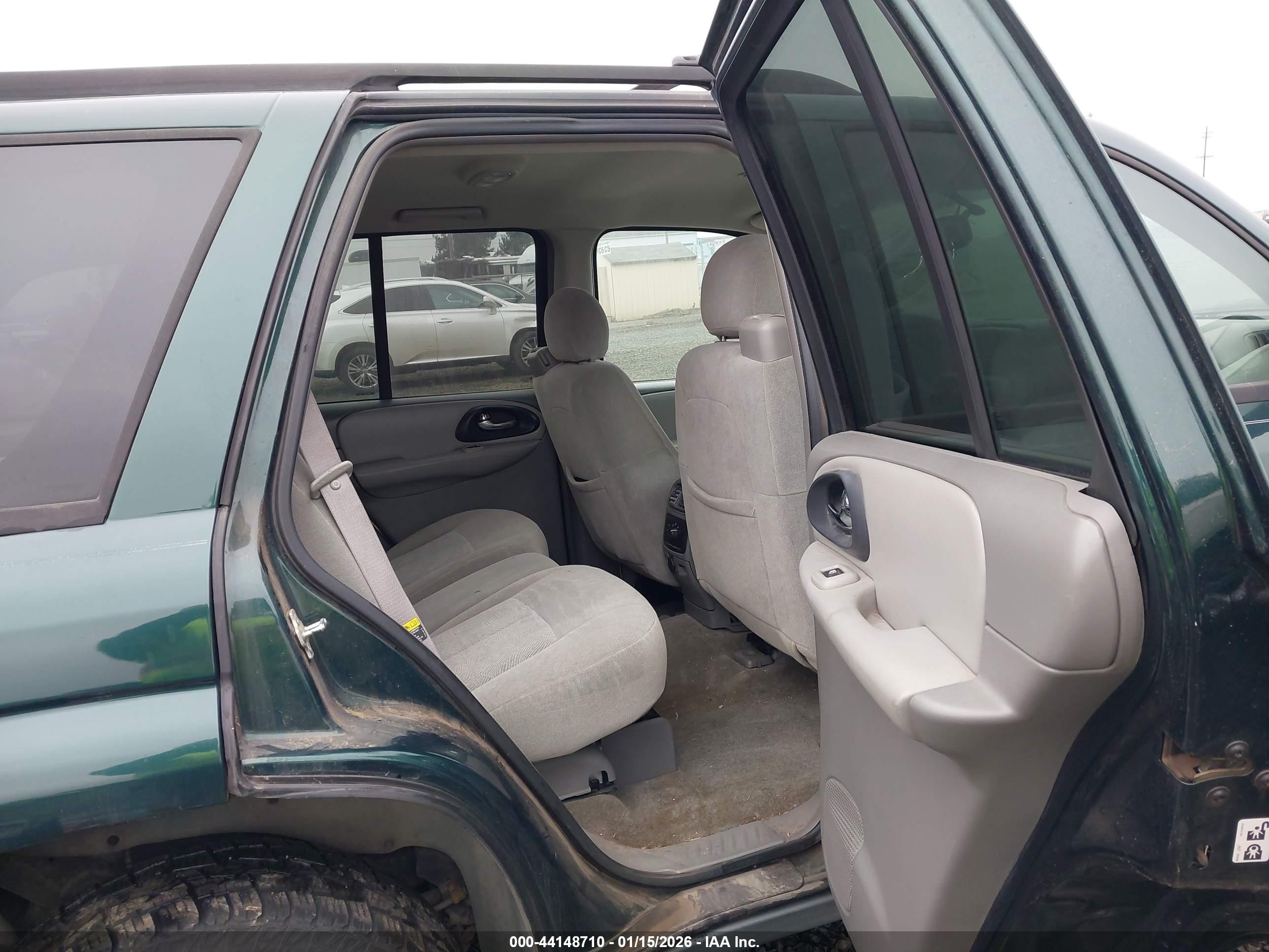CHEVROLET TRAILBLAZER image 8