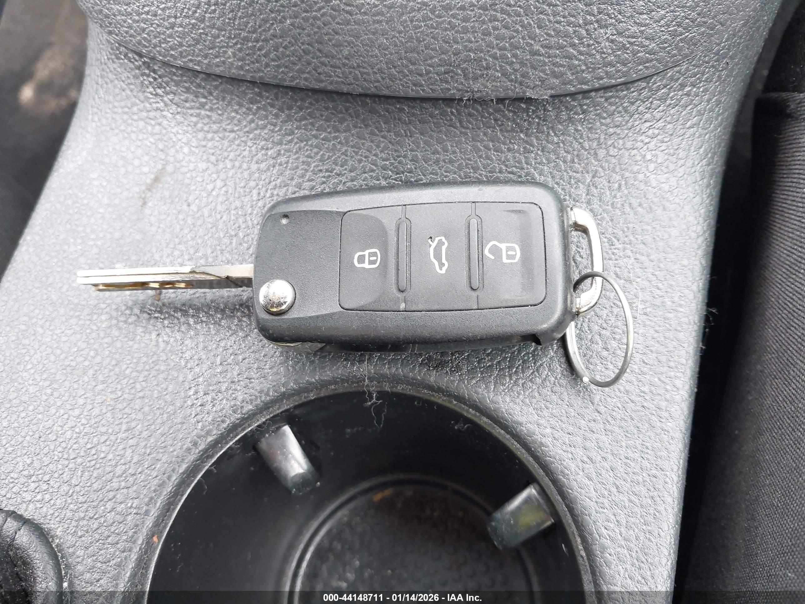 VOLKSWAGEN JETTA image 11