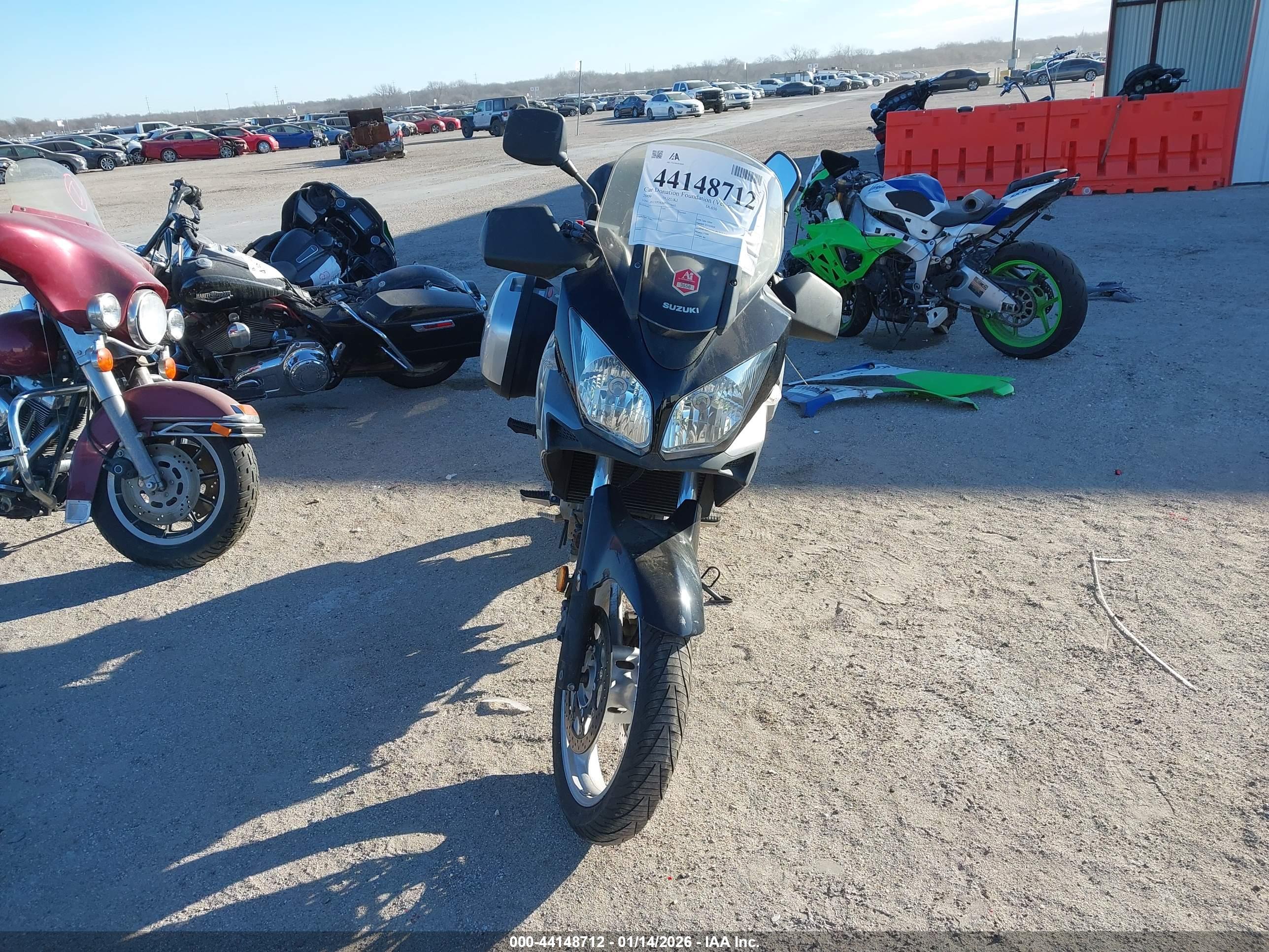 SUZUKI DL650 image 5