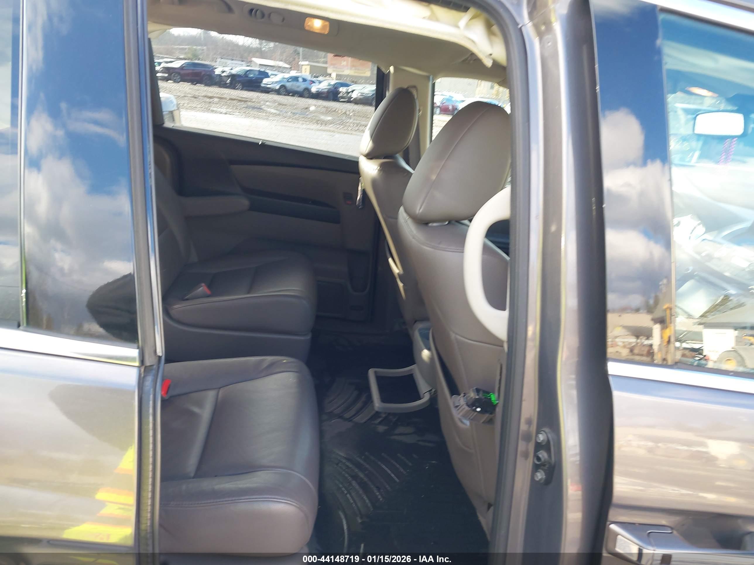 HONDA ODYSSEY image 8