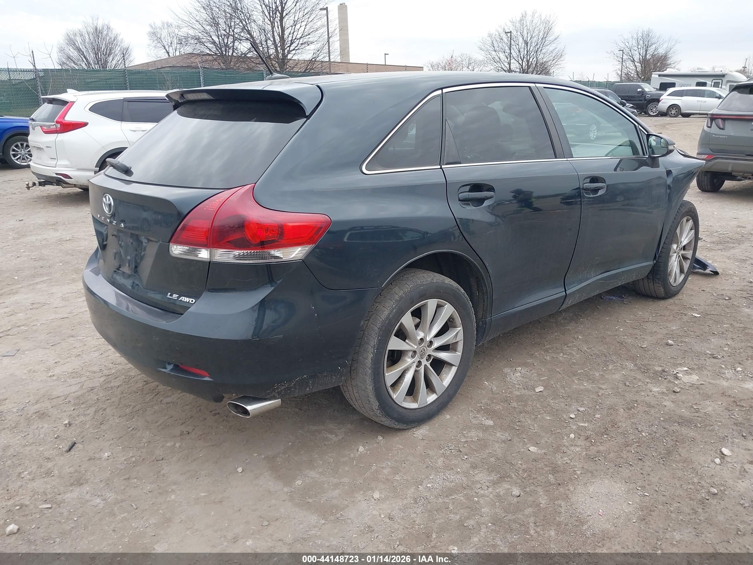 TOYOTA VENZA image 4