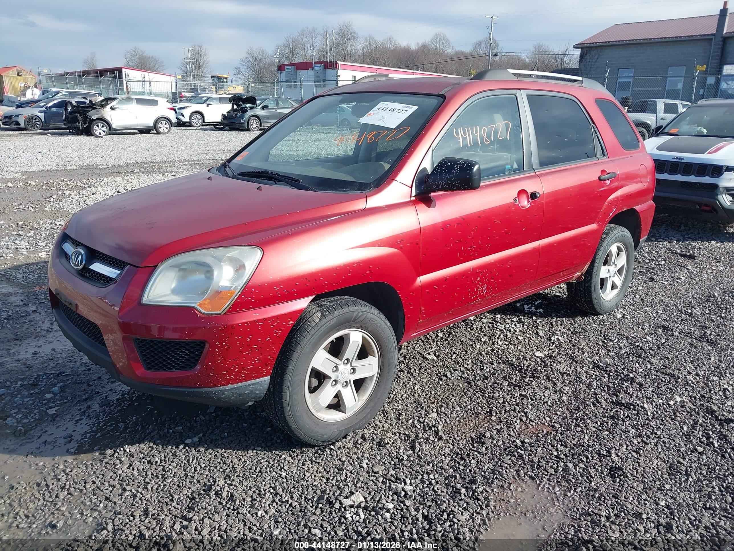 KIA SPORTAGE image 2