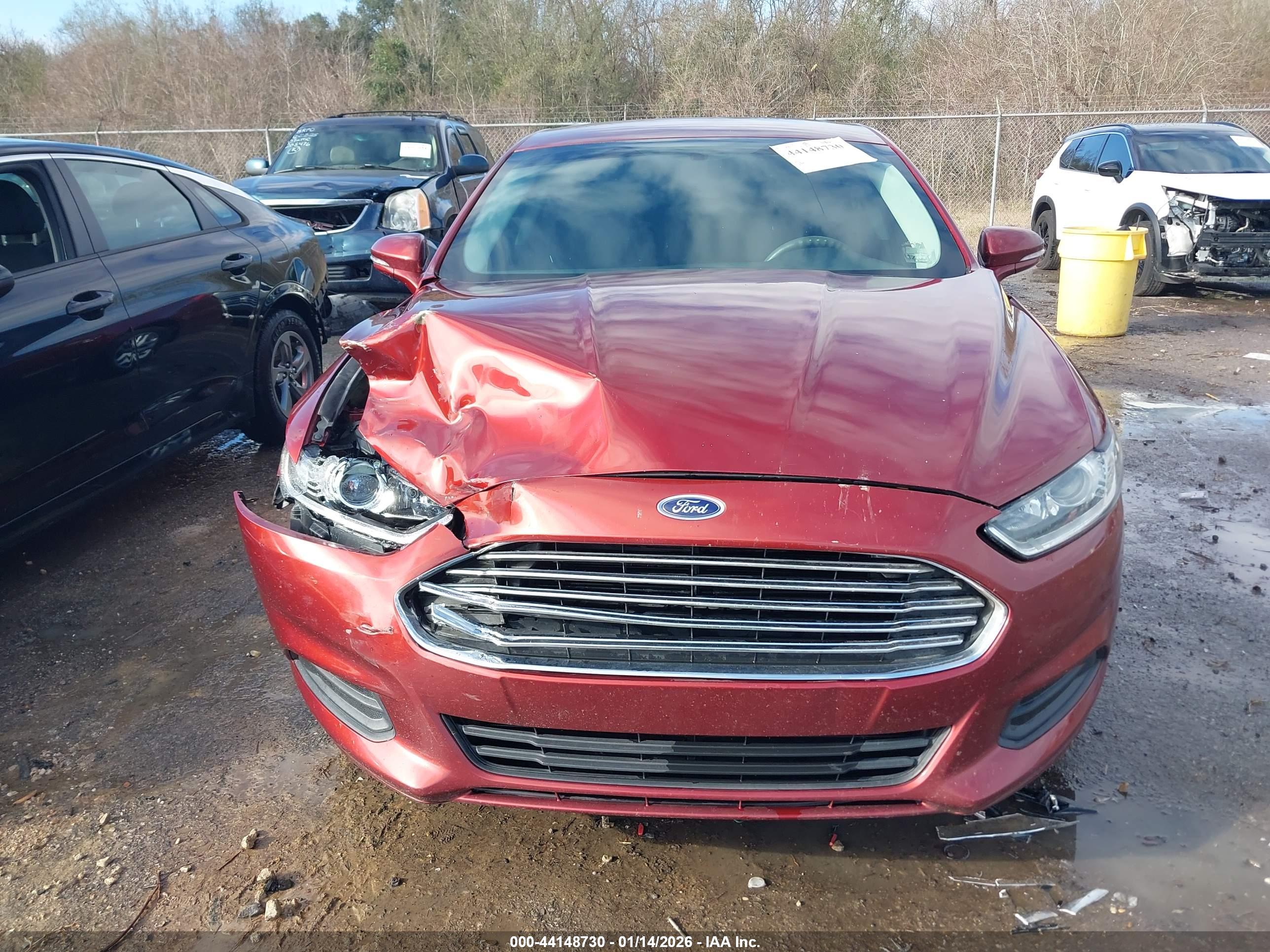 FORD FUSION image 10