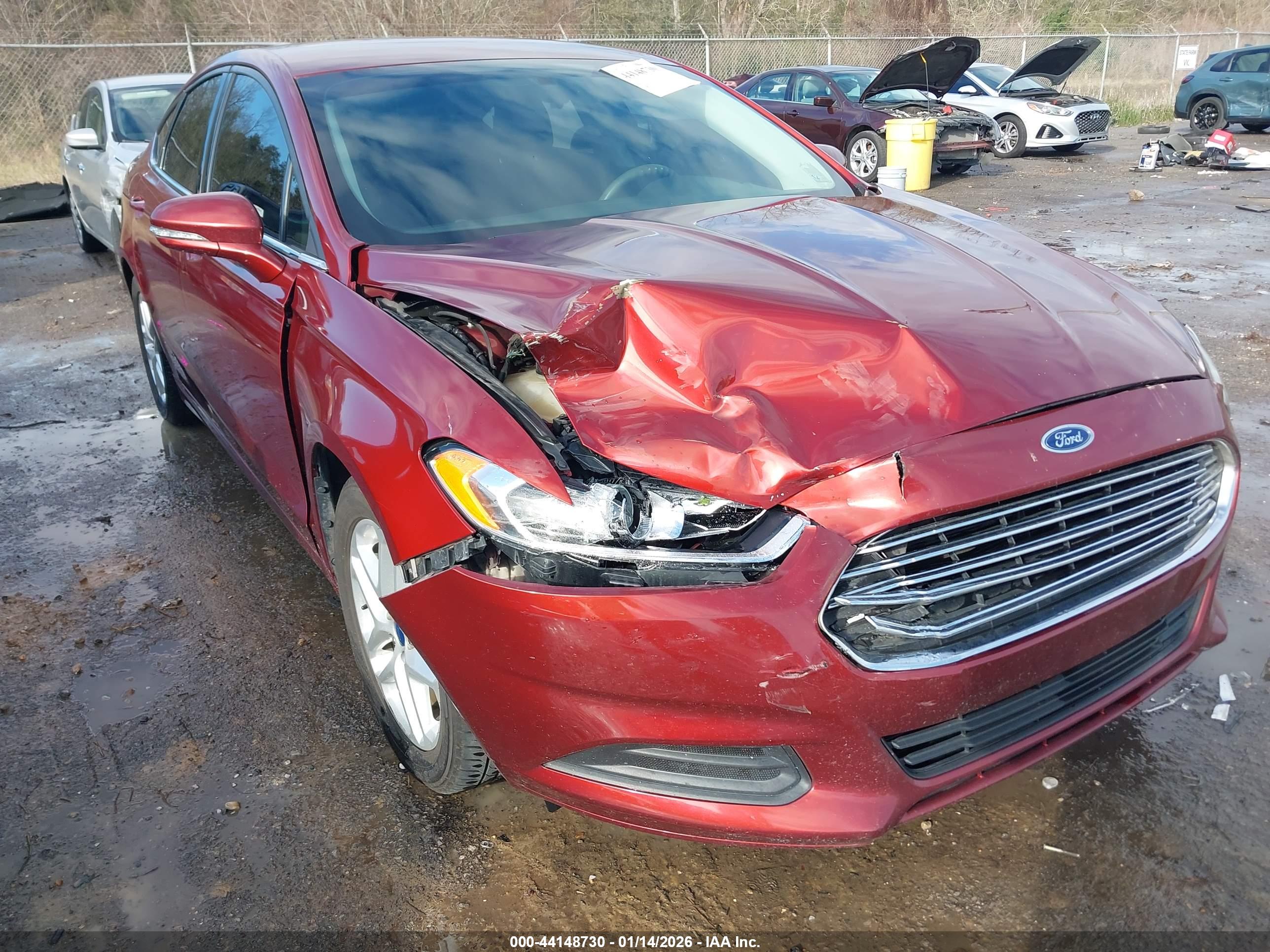 FORD FUSION image 6