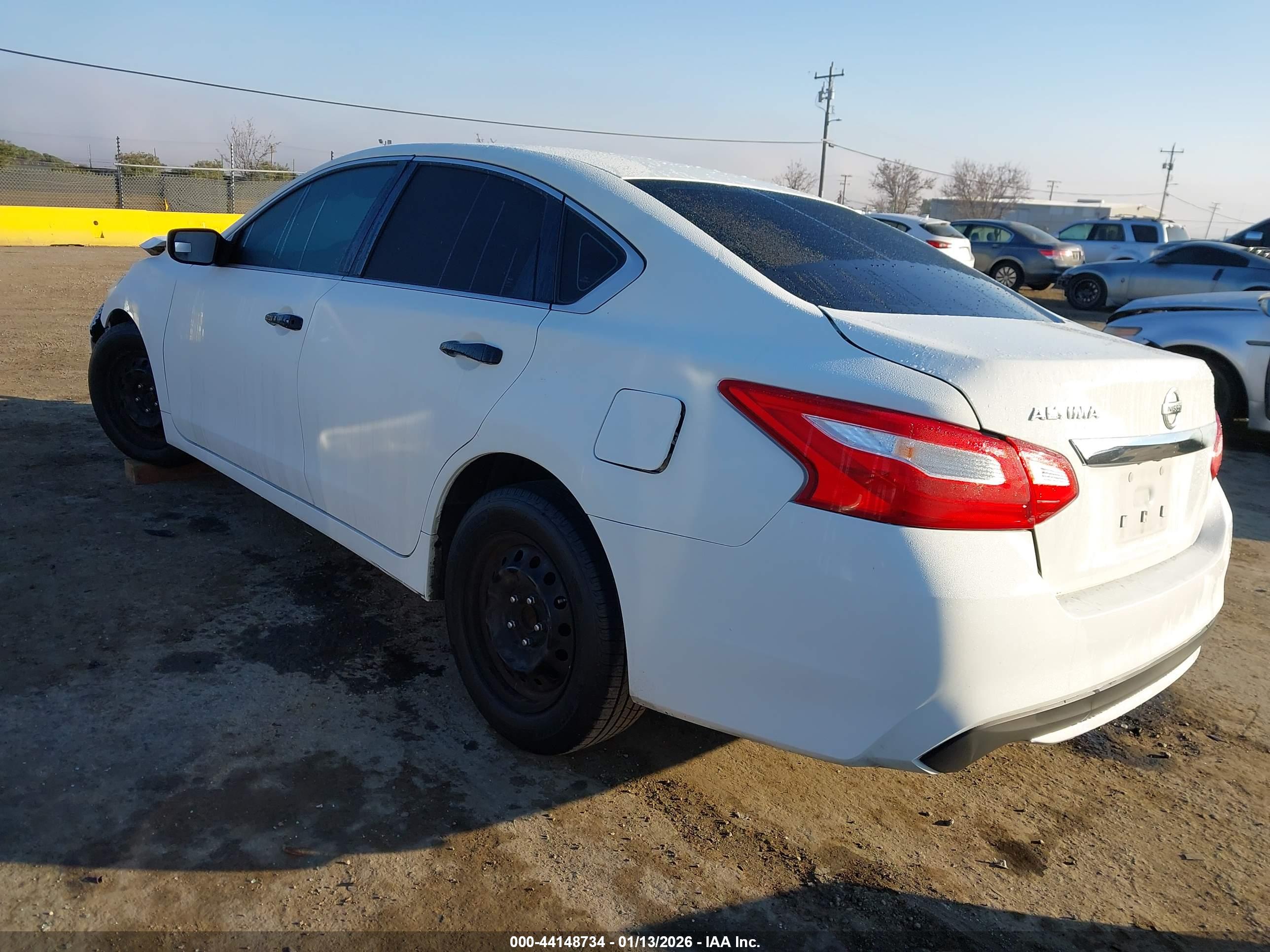 NISSAN ALTIMA image 3