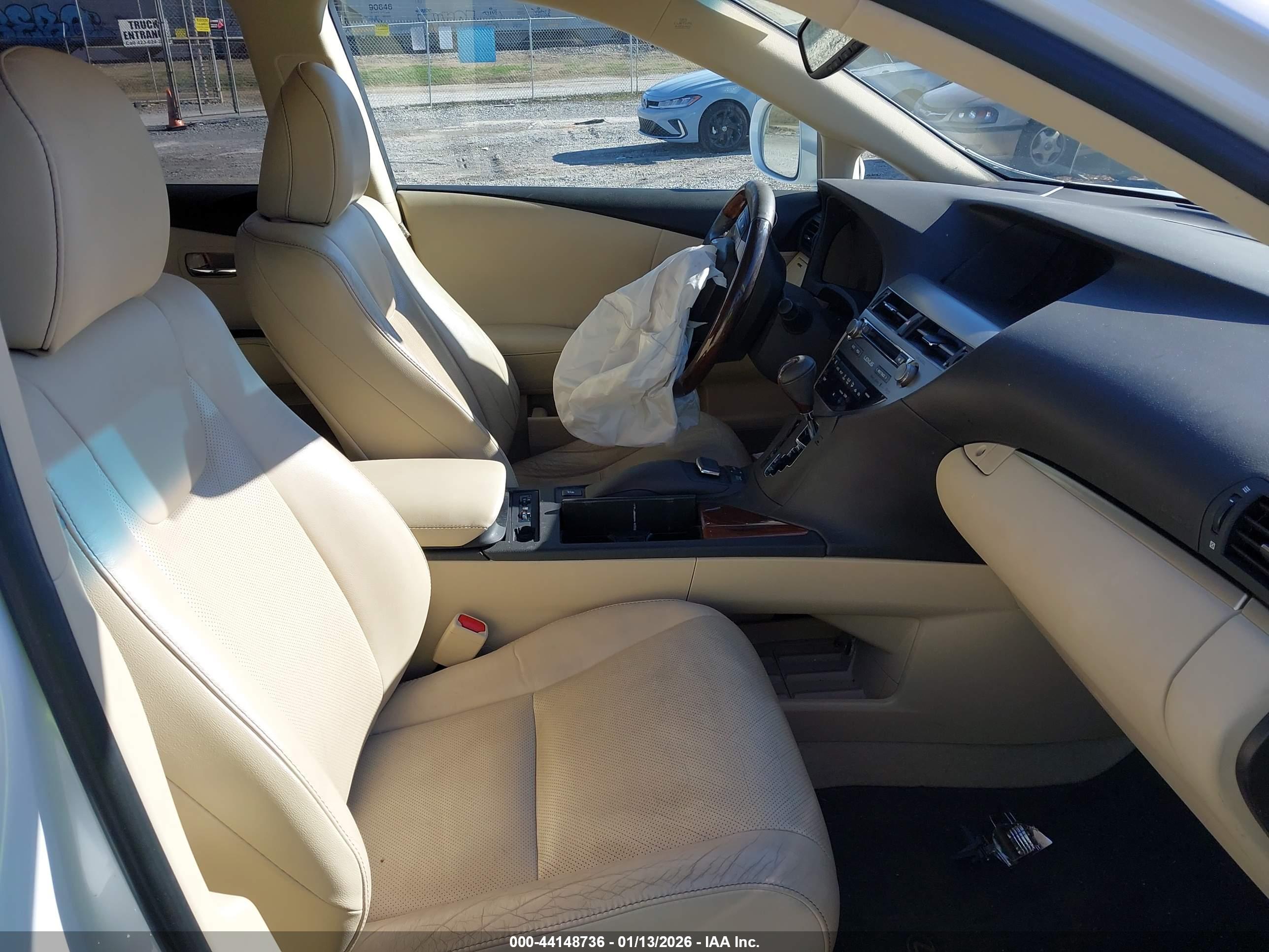 LEXUS RX image 5
