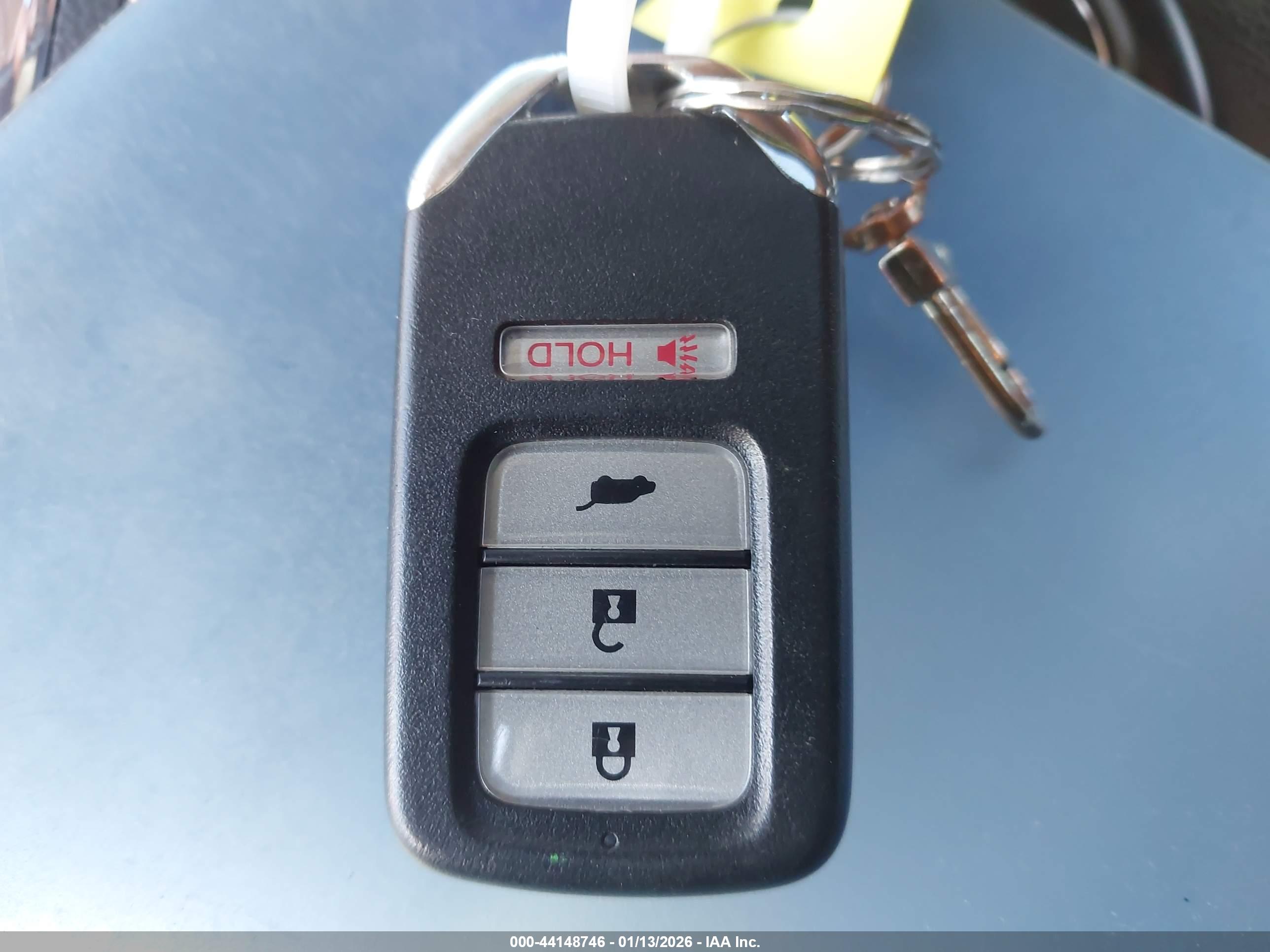 HONDA CR-V image 11