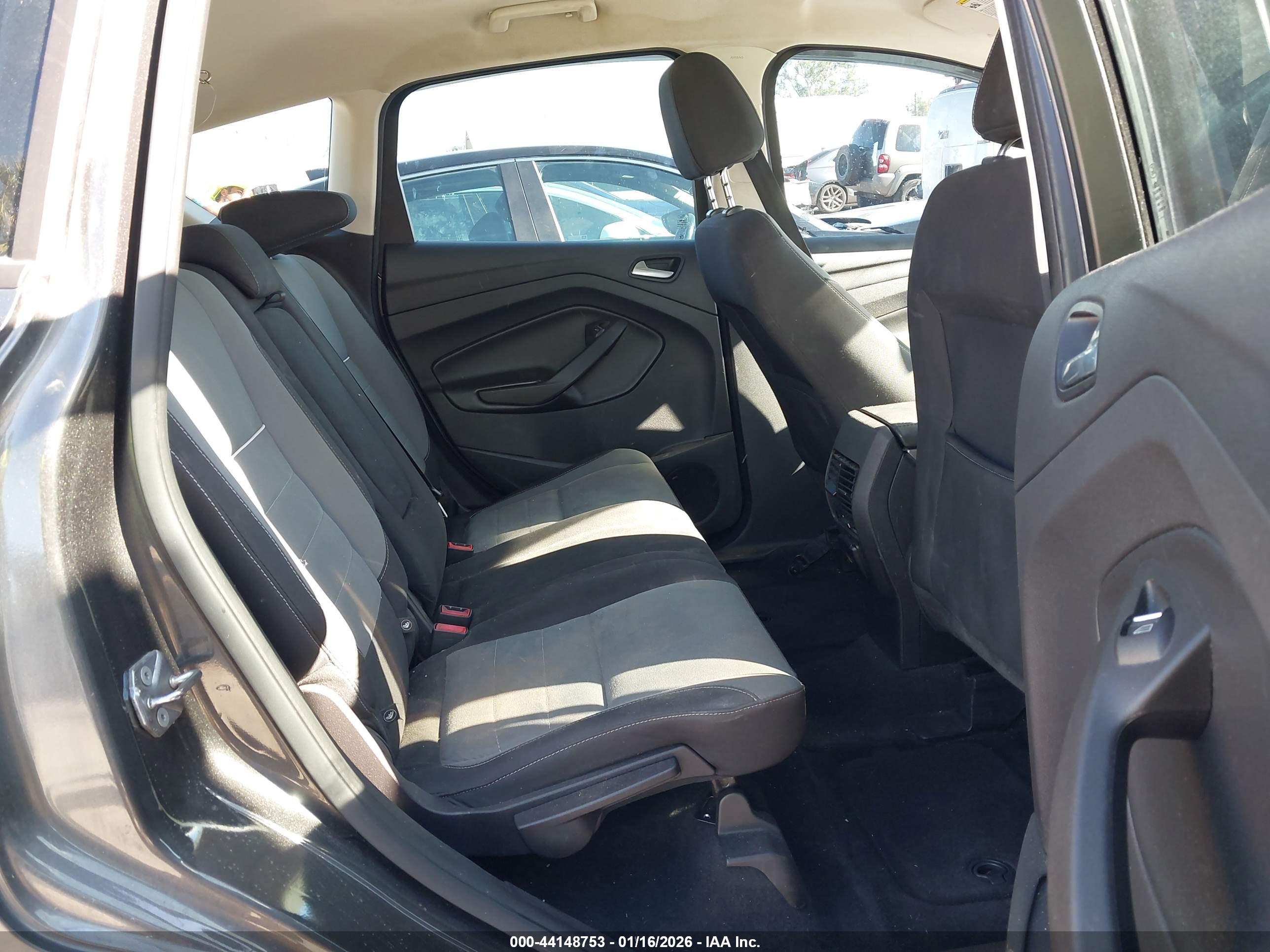 FORD C-MAX image 8