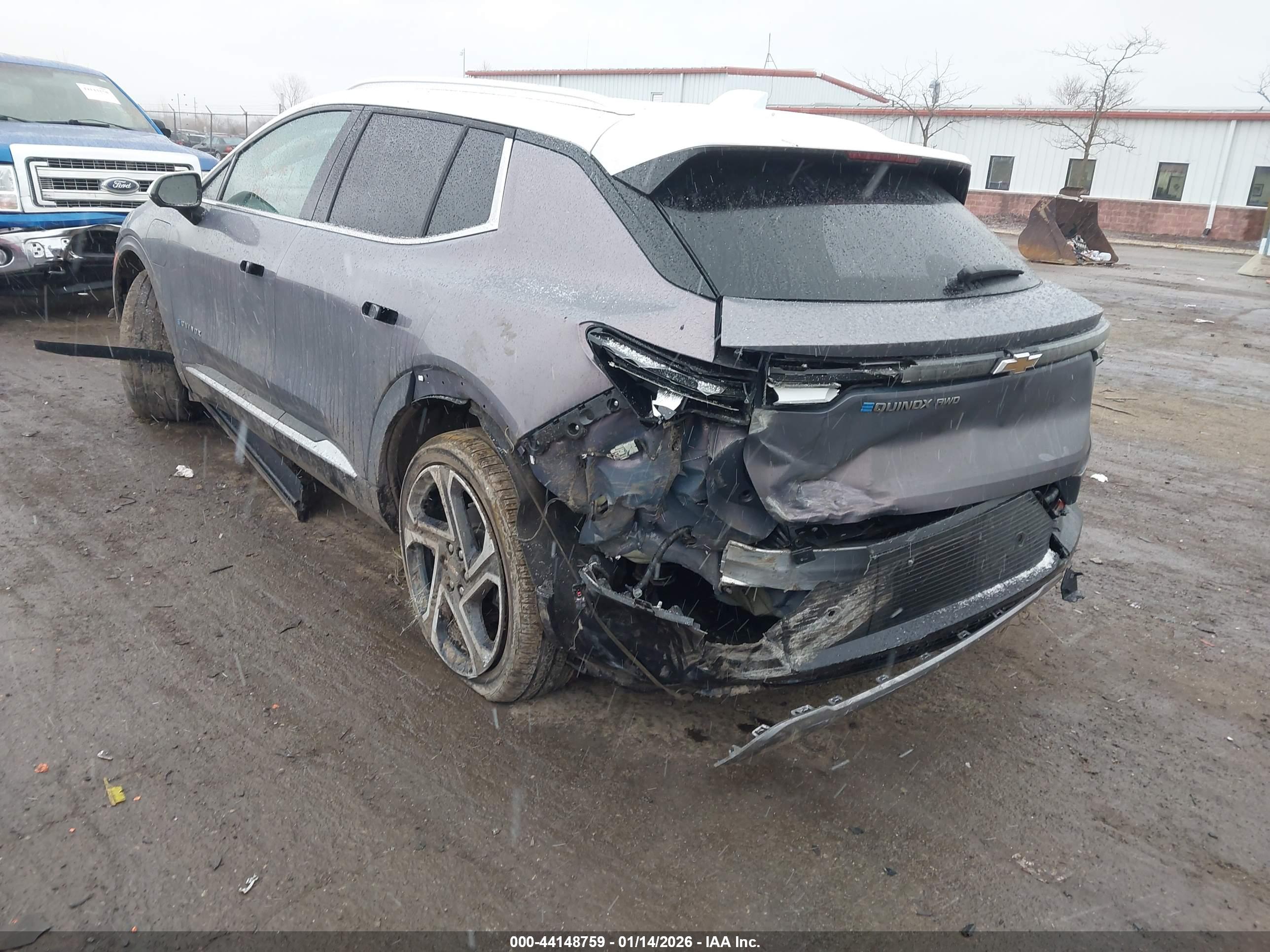 CHEVROLET EQUINOX image 3