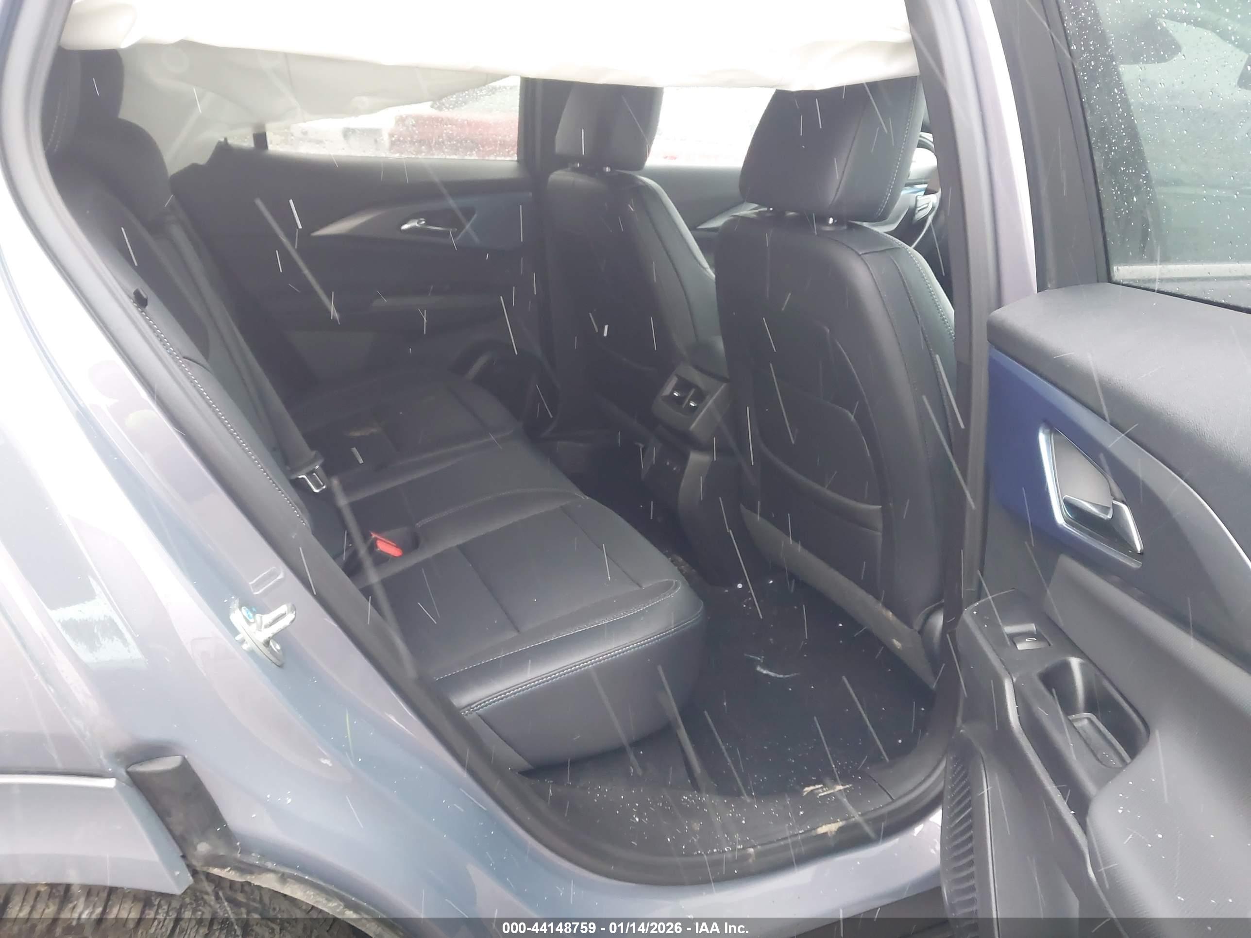 CHEVROLET EQUINOX image 8