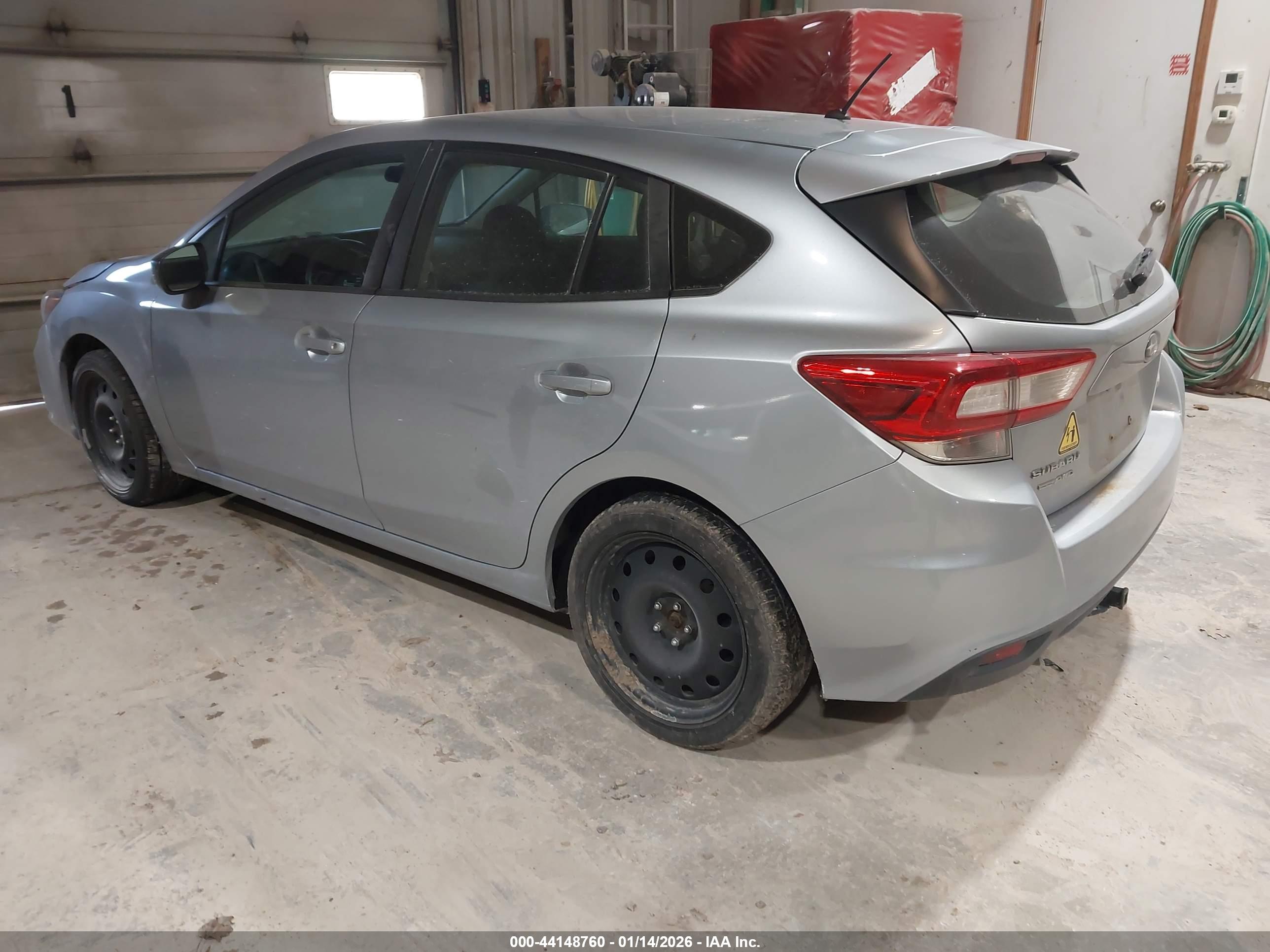 SUBARU IMPREZA image 3
