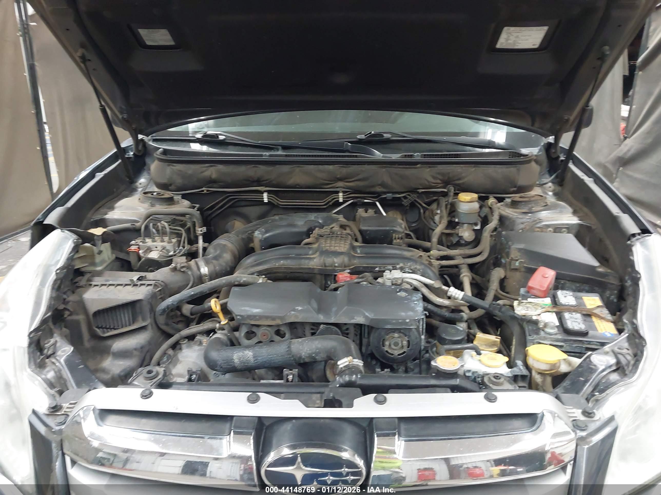 SUBARU OUTBACK image 10