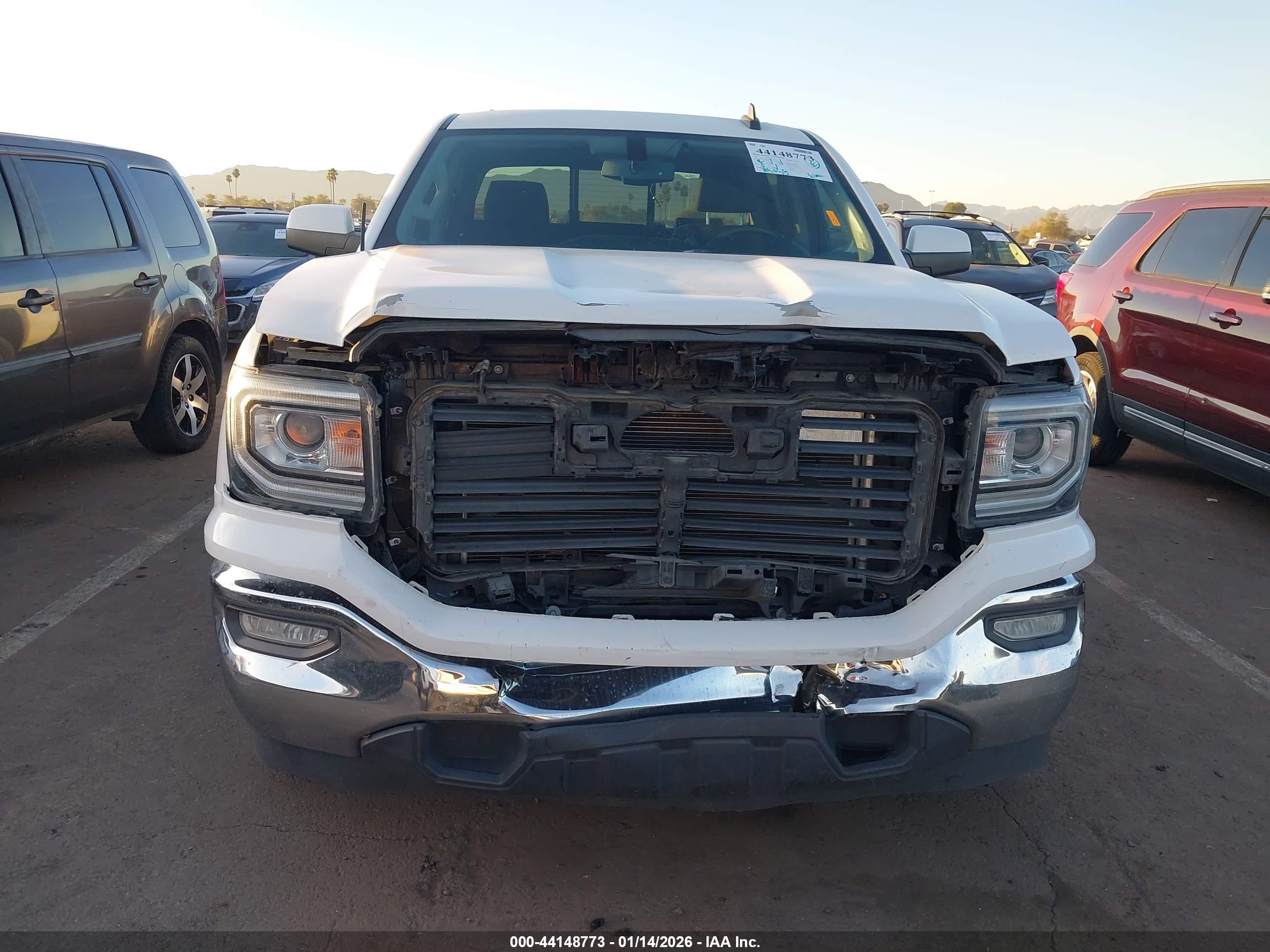 GMC SIERRA image 6