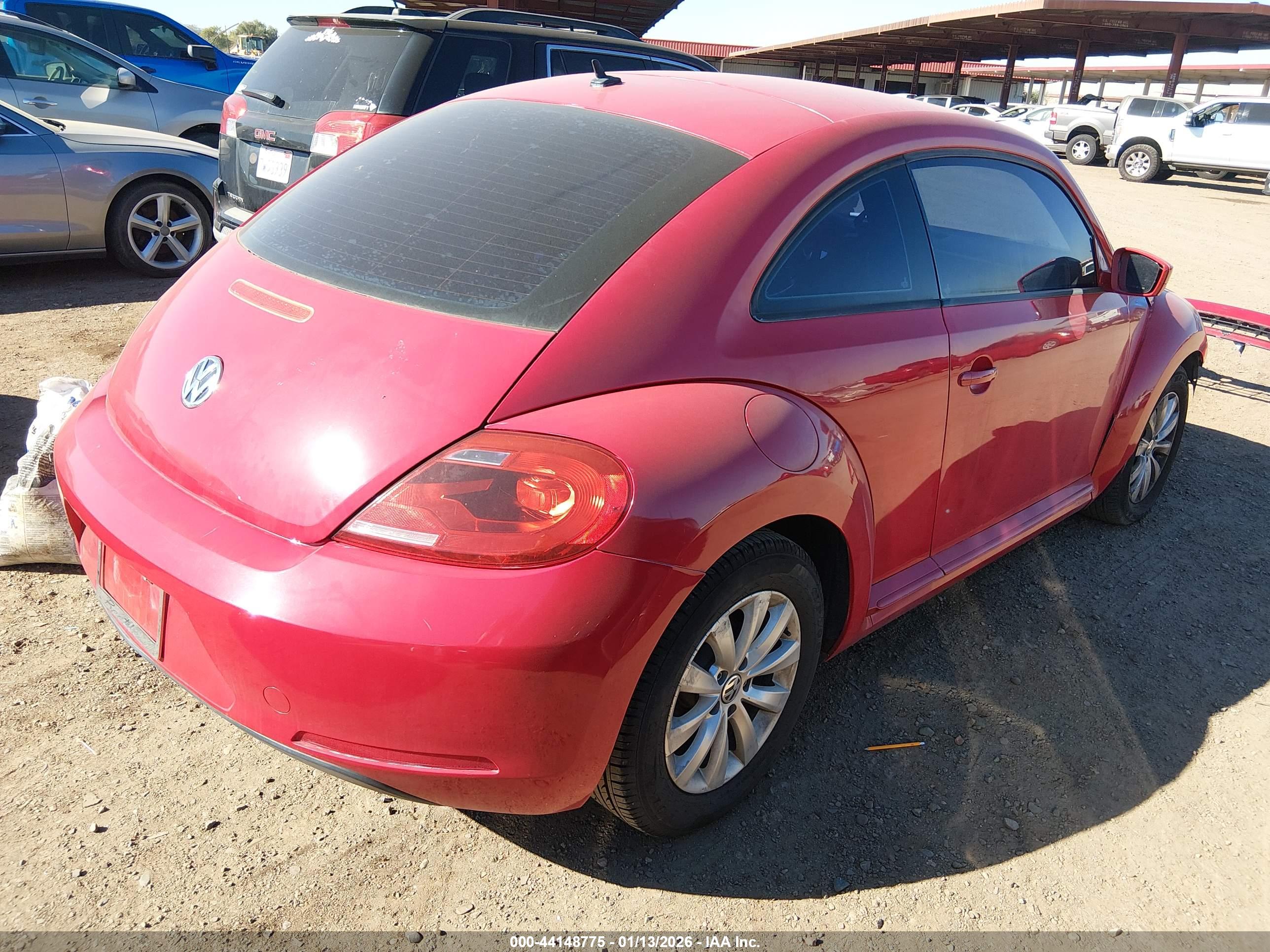 VOLKSWAGEN BEETLE image 4
