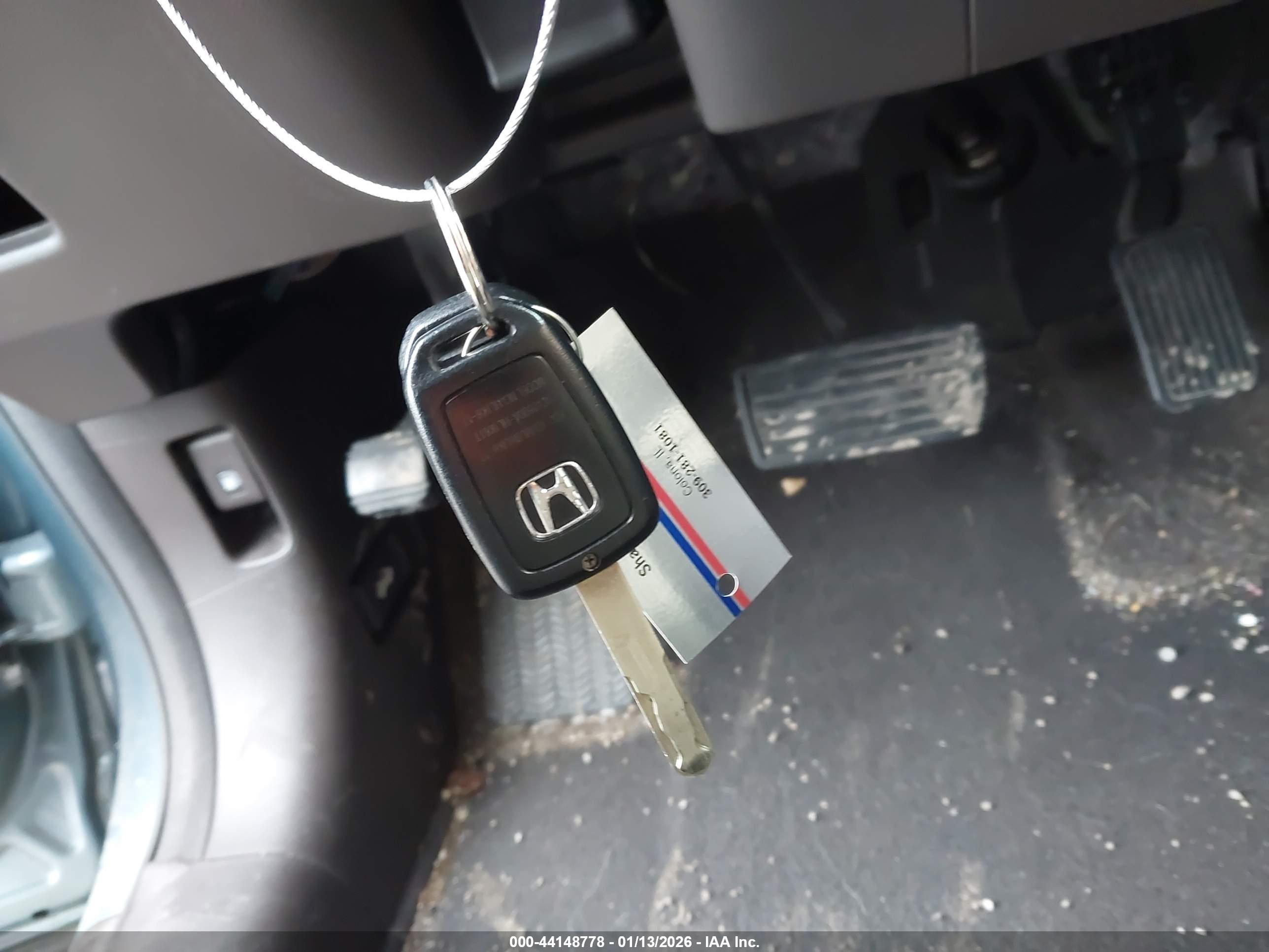 HONDA CR-V image 11