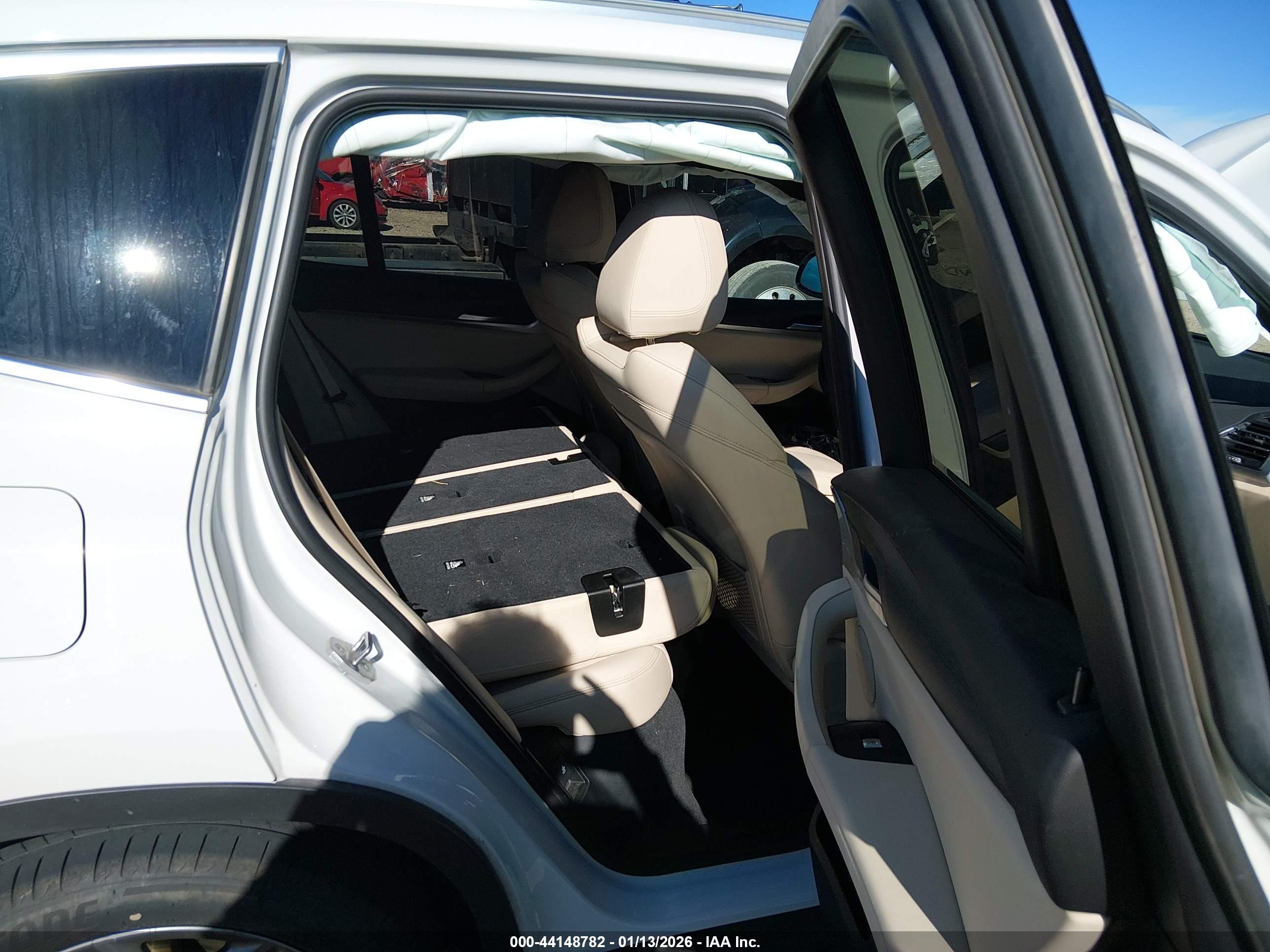BMW X3 image 8