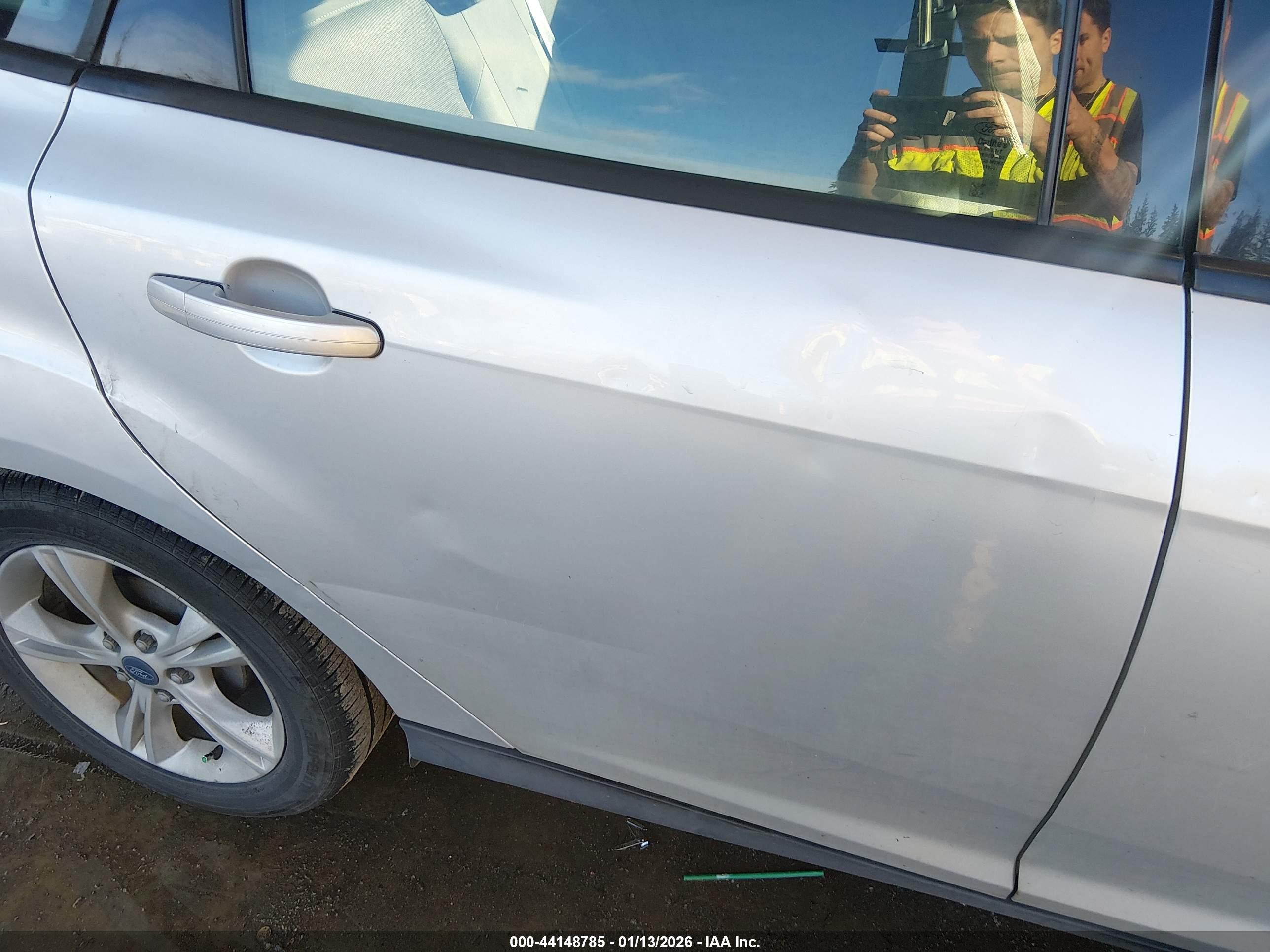 FORD FOCUS image 6