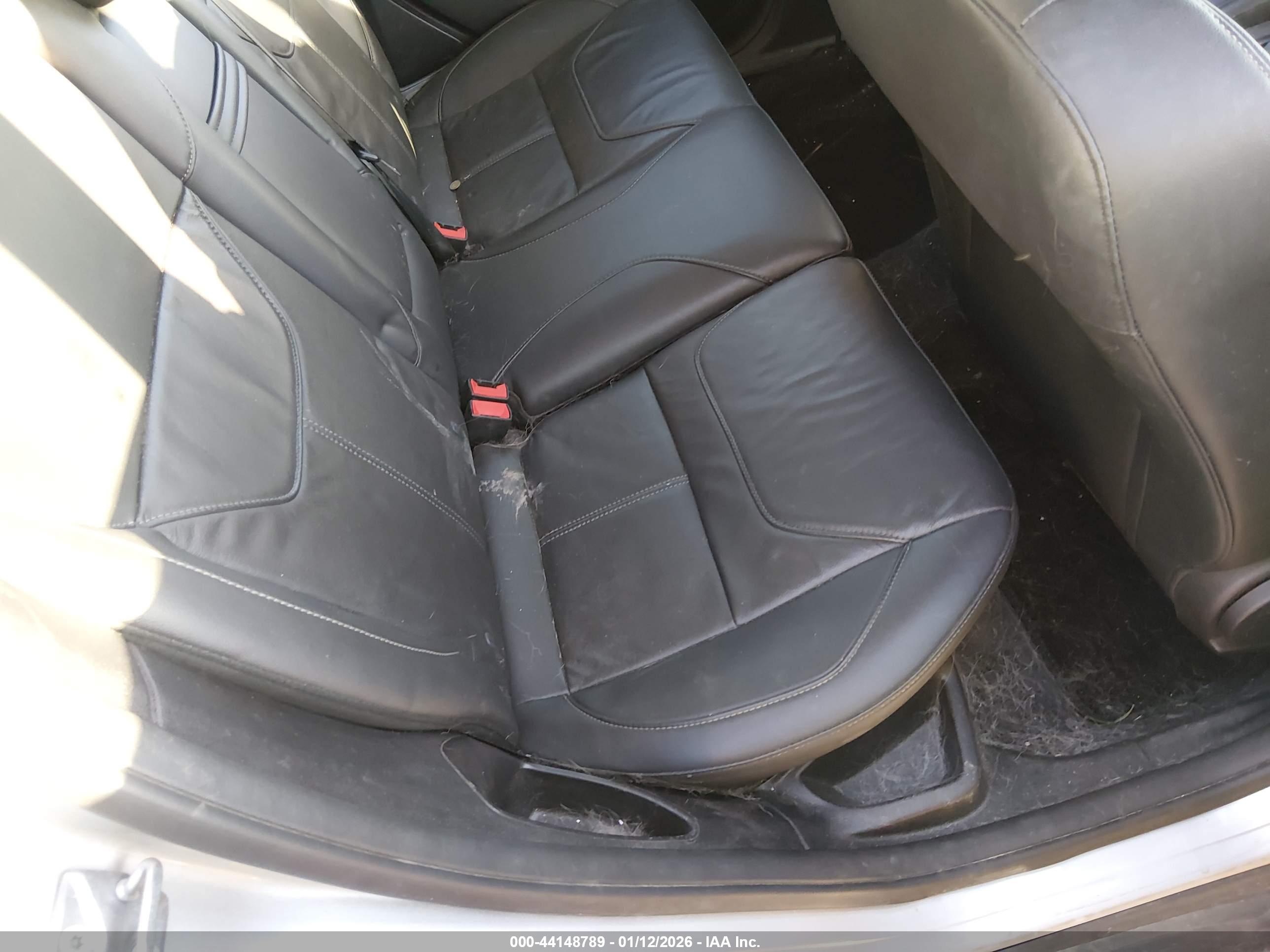 FORD FOCUS image 8