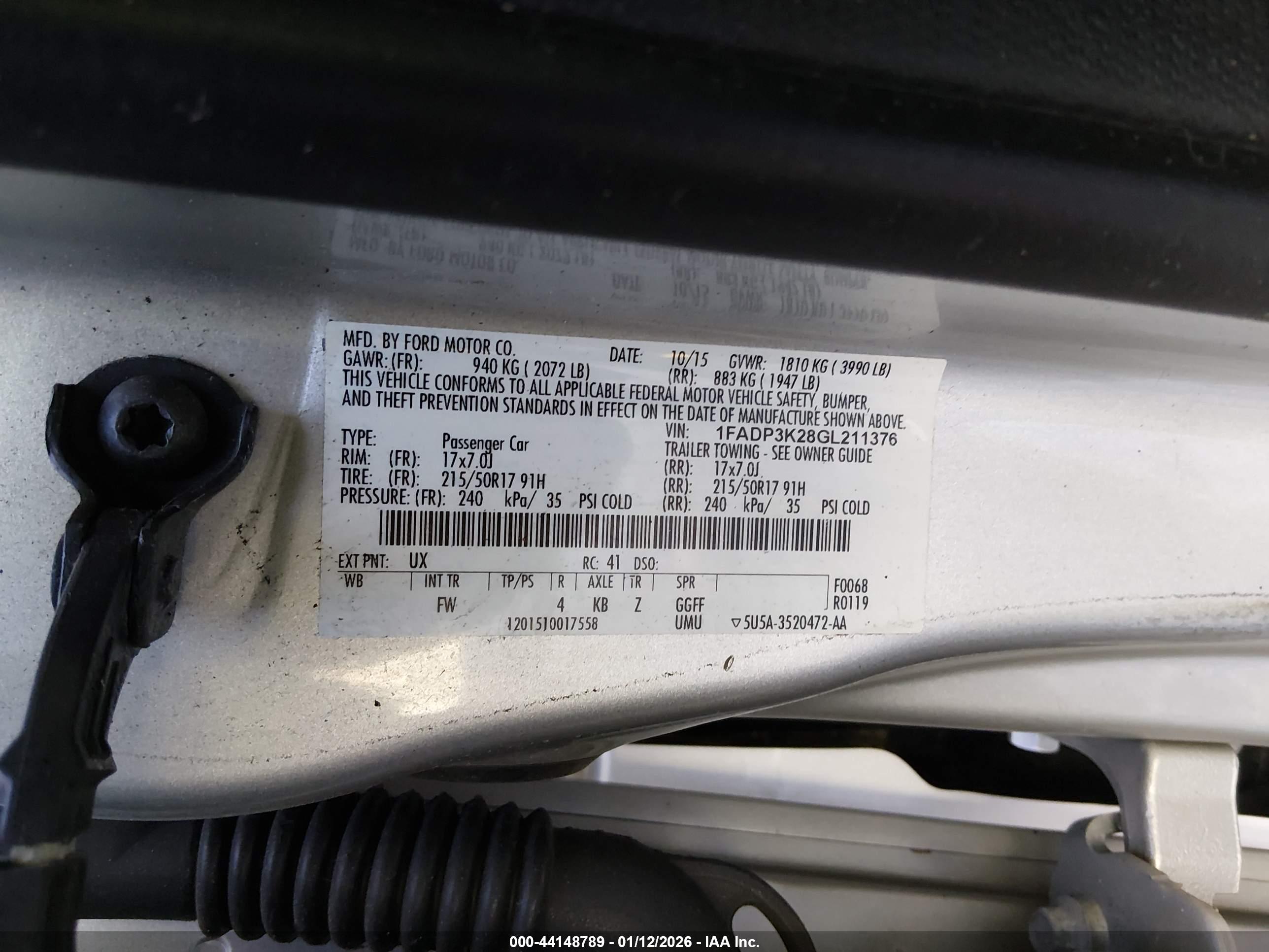 FORD FOCUS image 9