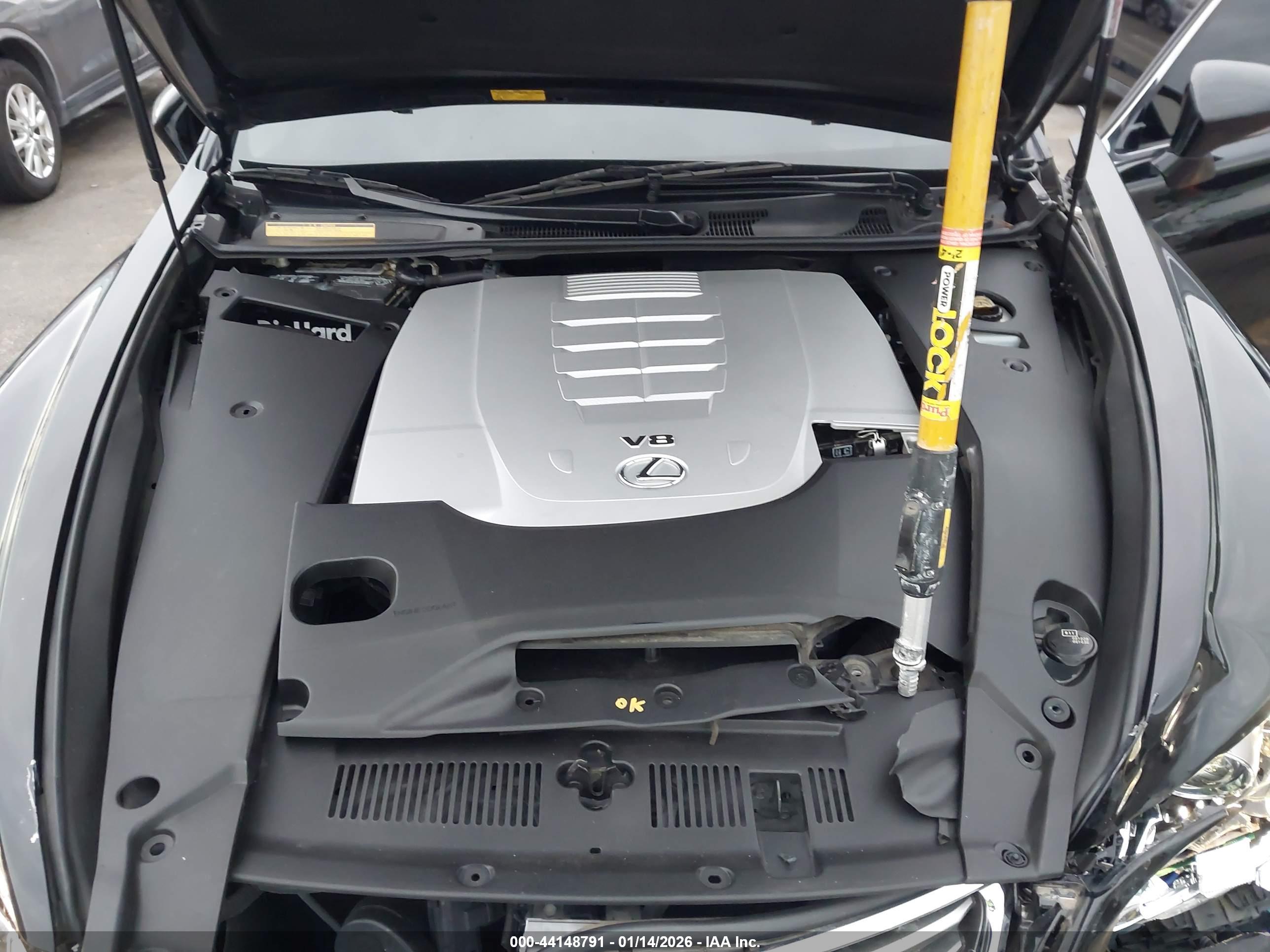 LEXUS LS image 10