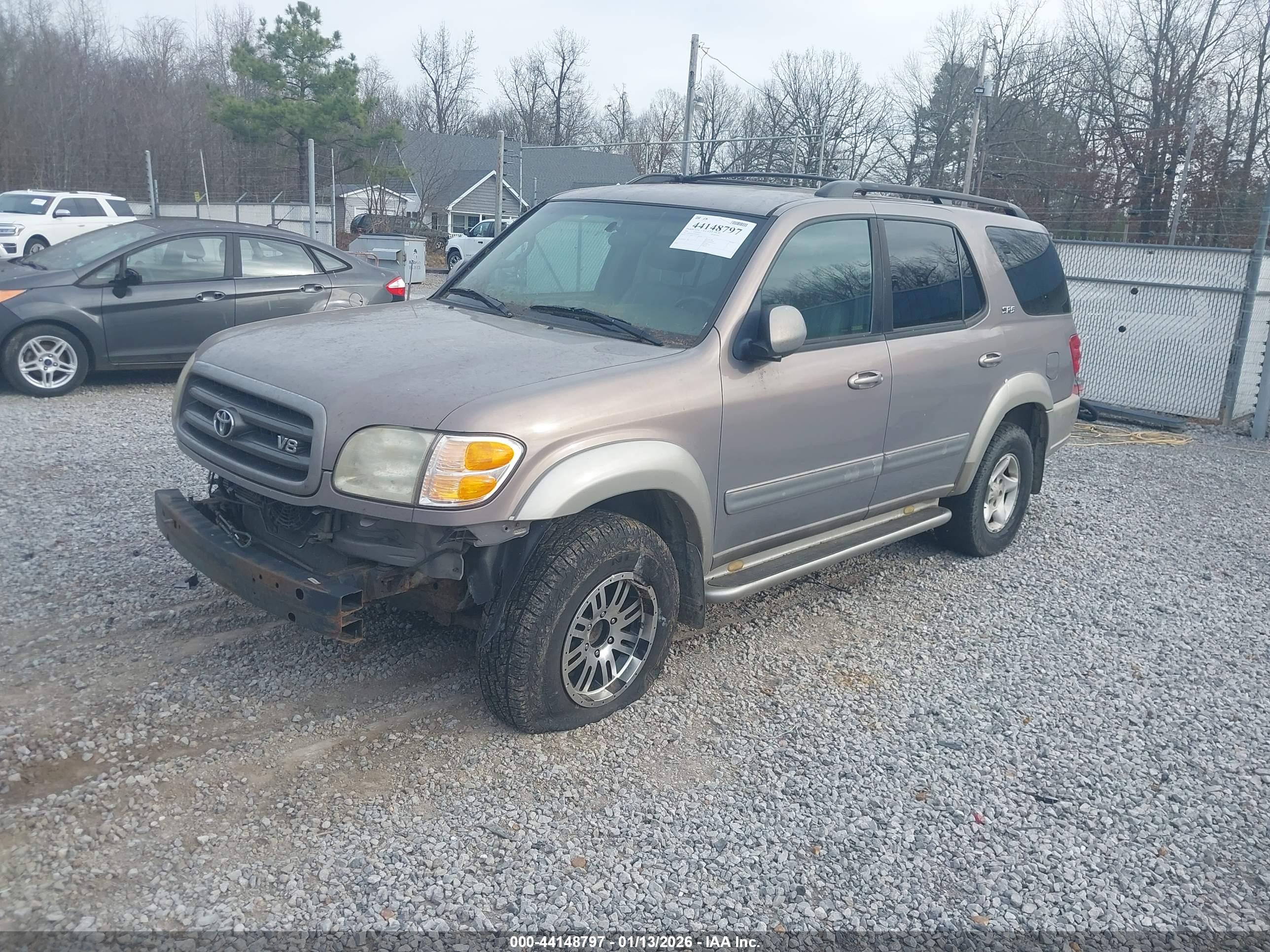 TOYOTA SEQUOIA image 2