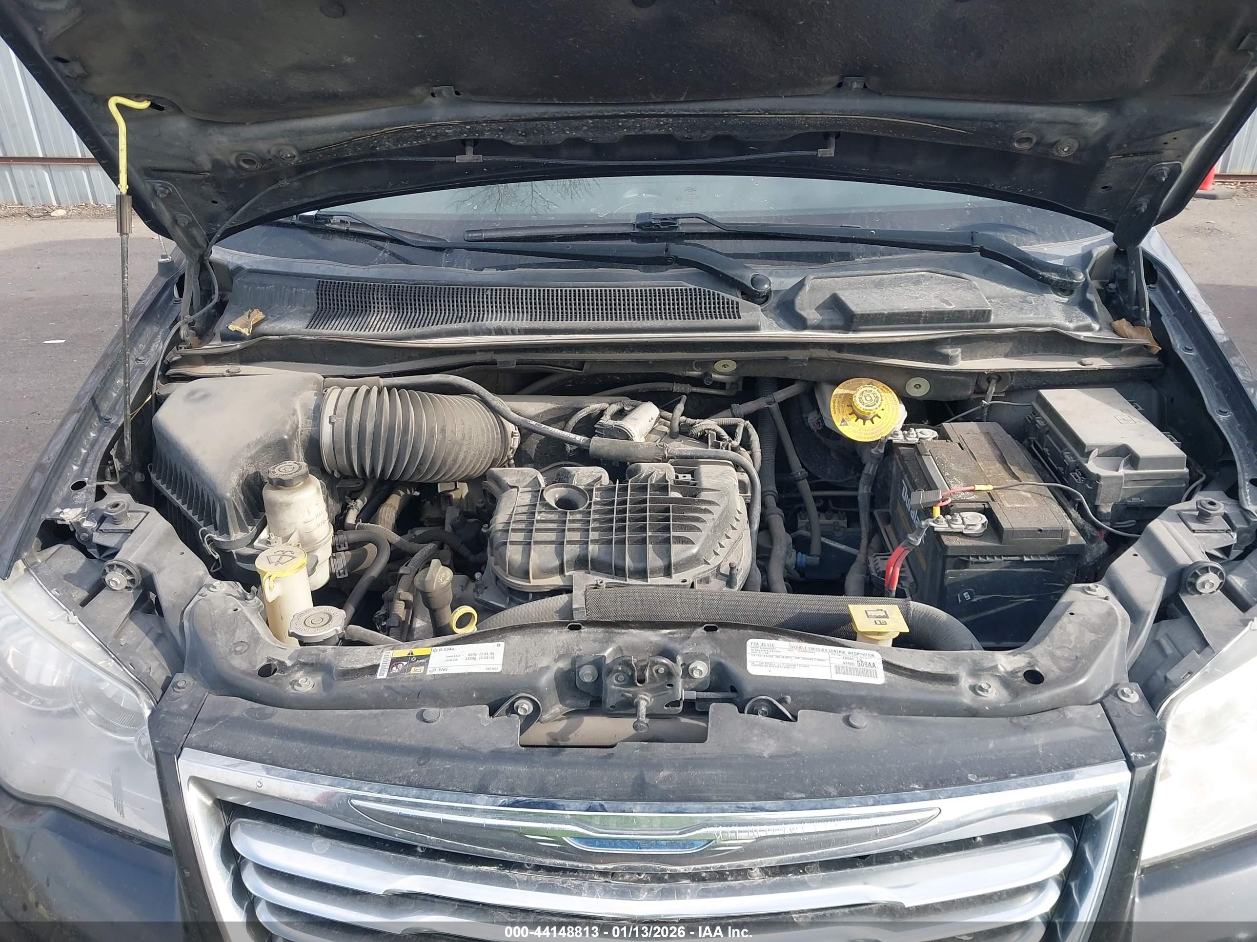CHRYSLER TOWN image 10