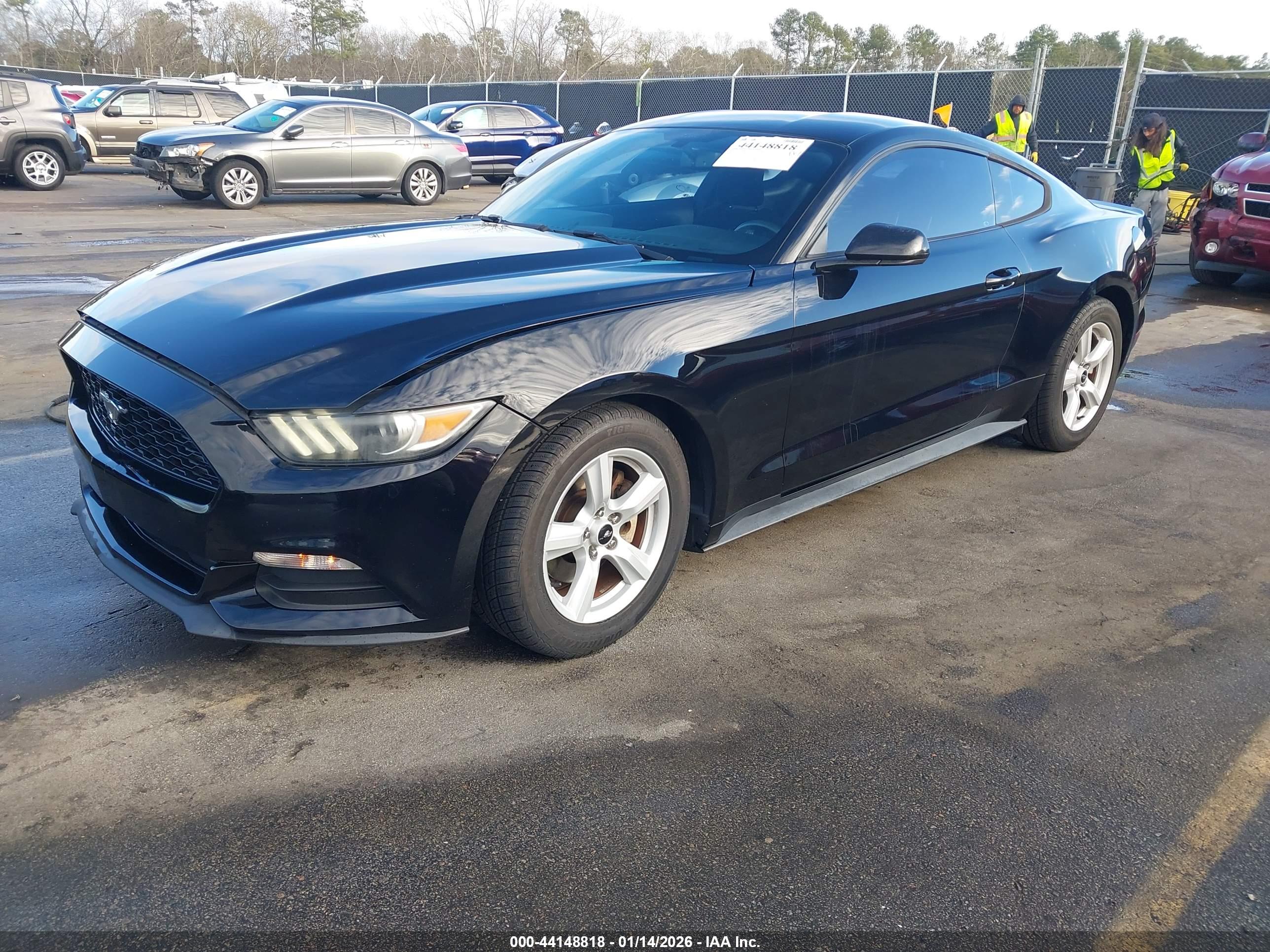 FORD MUSTANG image 2