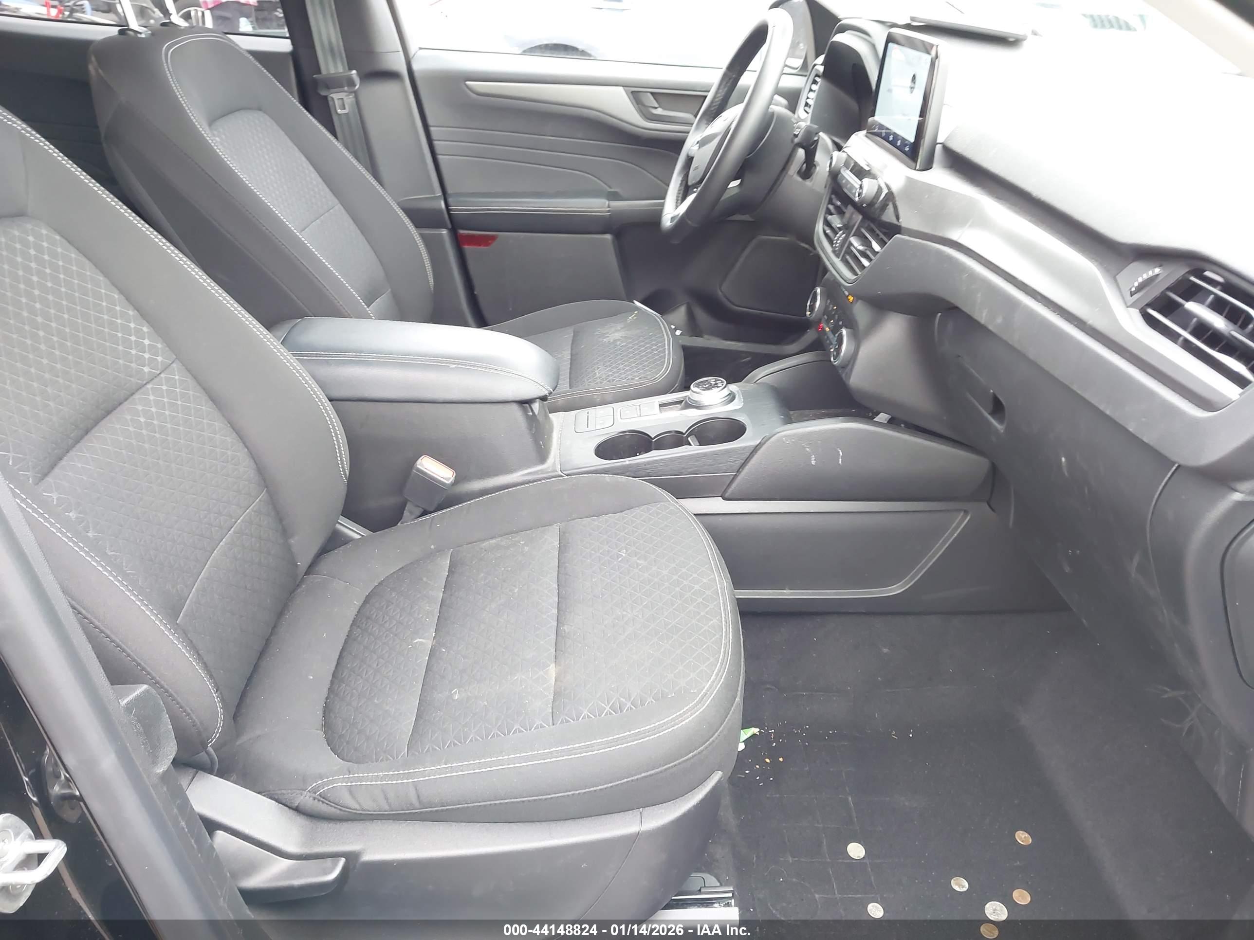 FORD ESCAPE image 5