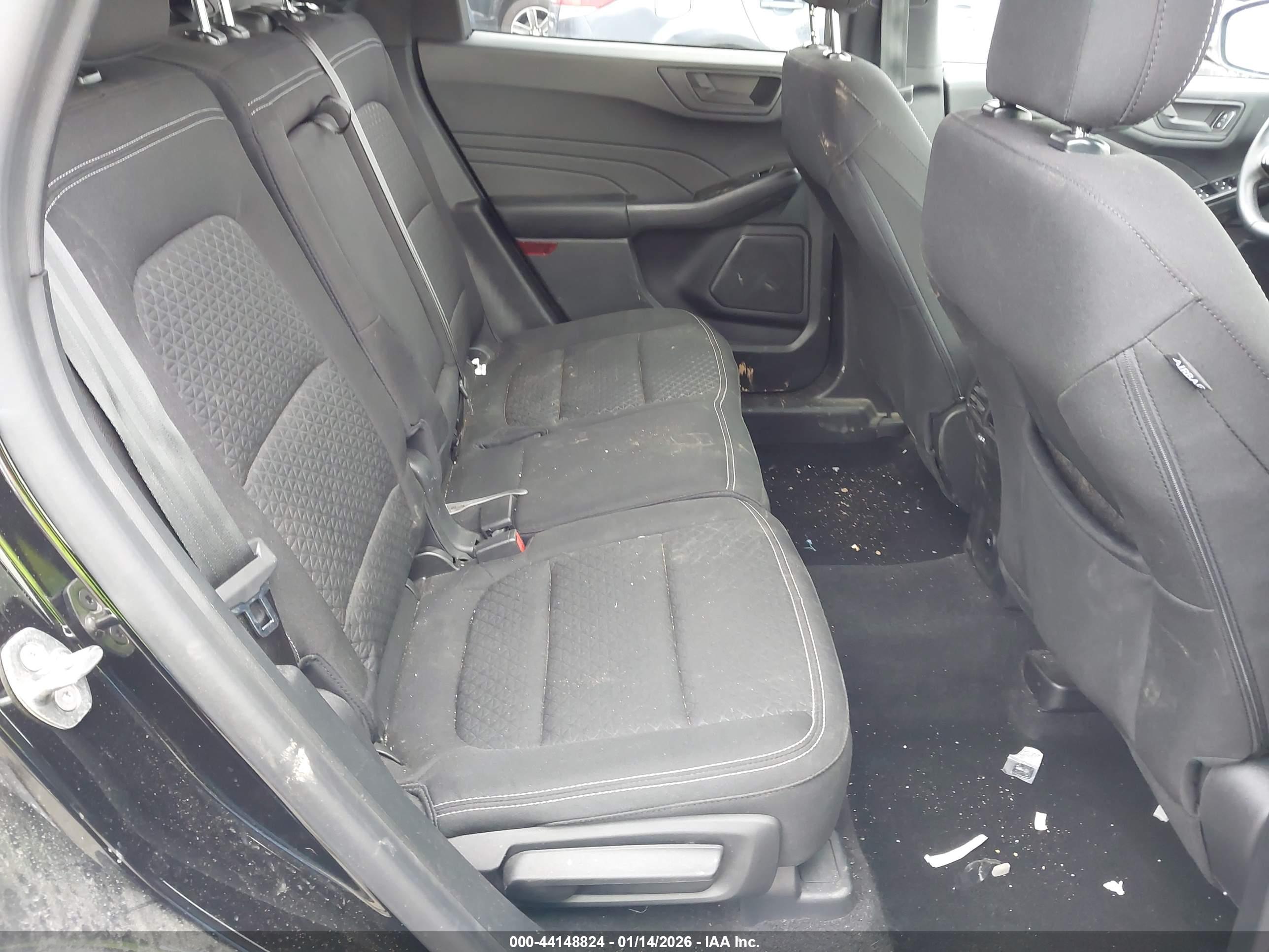 FORD ESCAPE image 8