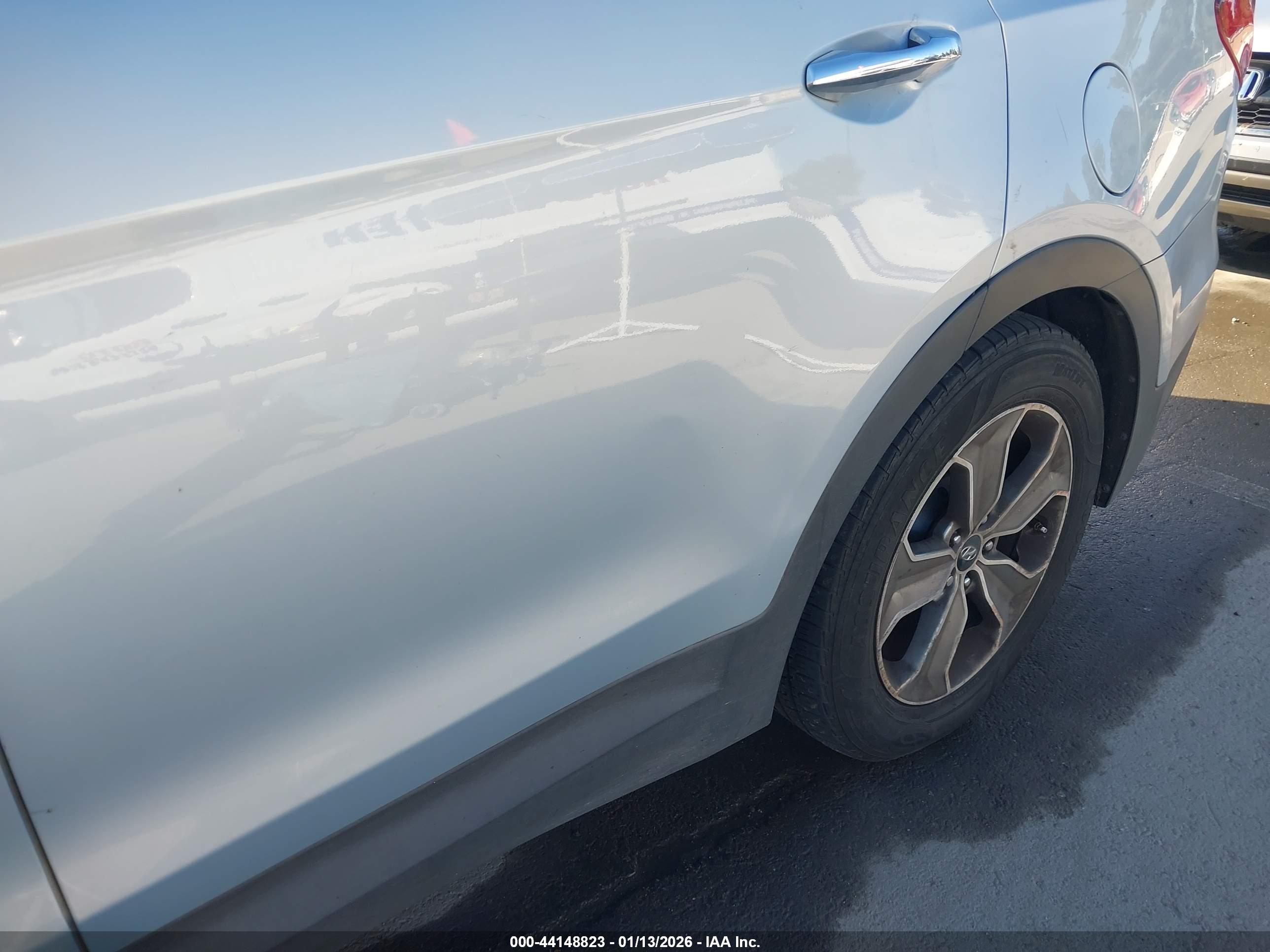 HYUNDAI SANTA image 6