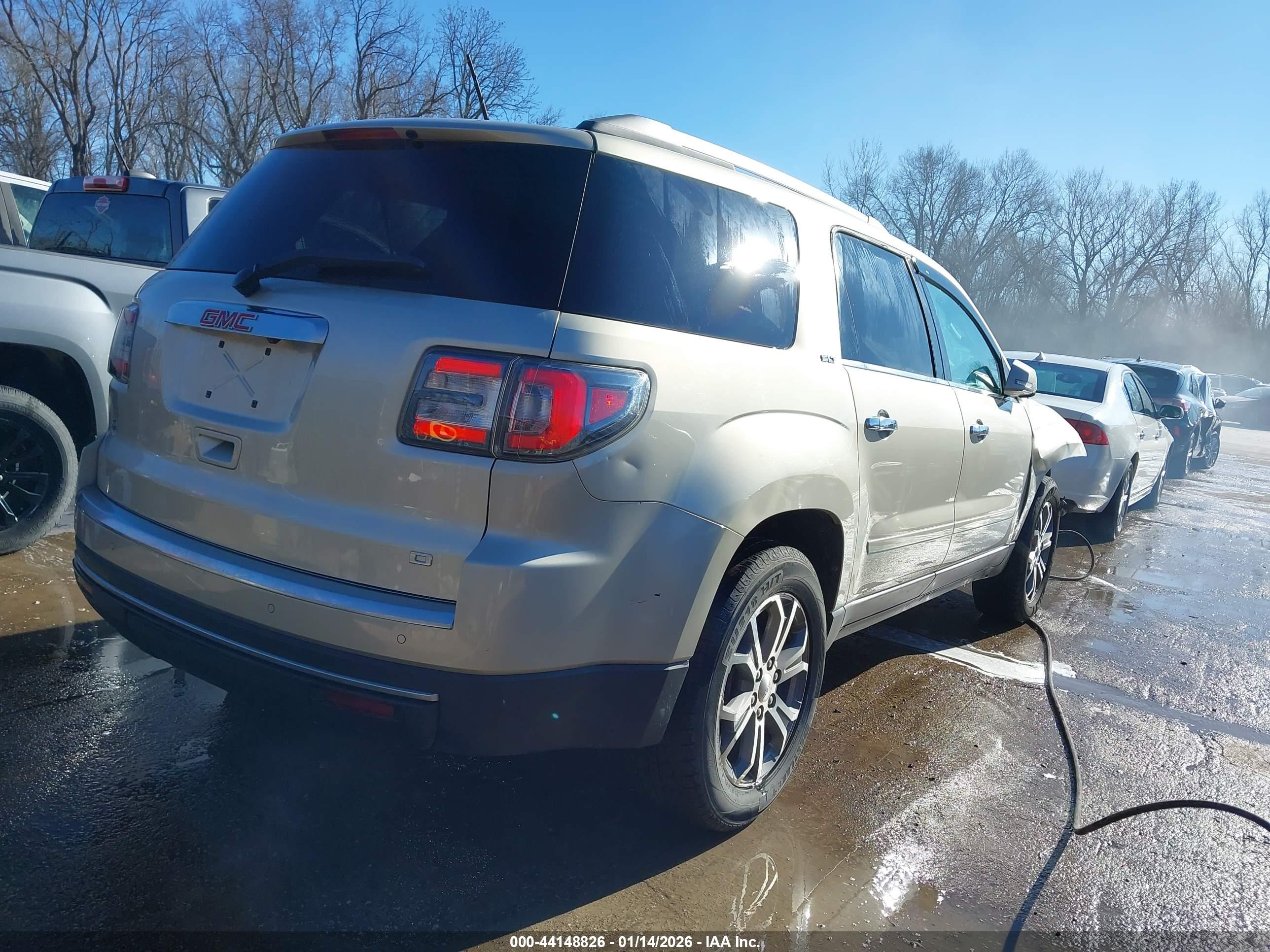 GMC ACADIA image 4