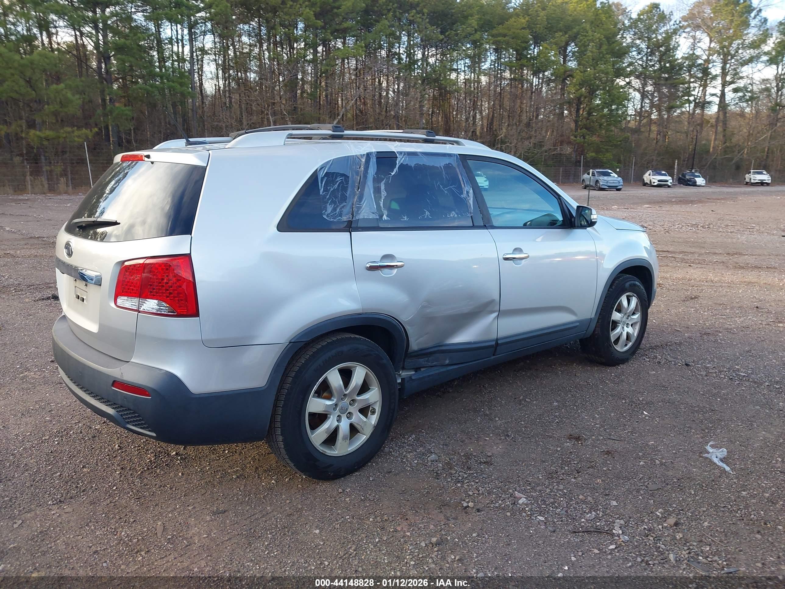 KIA SORENTO image 6